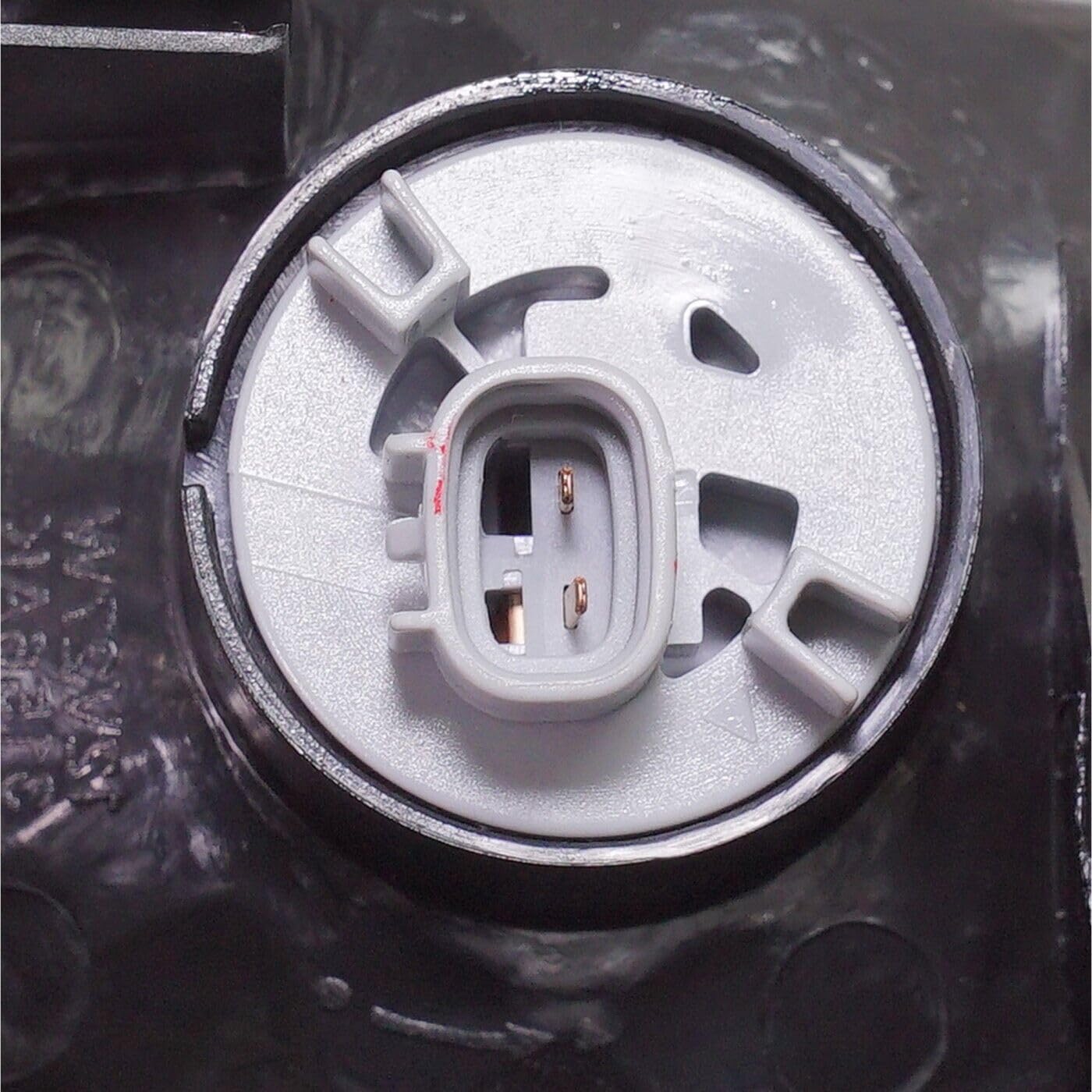 Tail Light Replacement For 2005 2006 2007 2008 2009 2010 2011 2012 2013 Nissan Frontier - Fits Driver Side of Frontier Tail Lights - Includes Lens, Housing, and Bulb