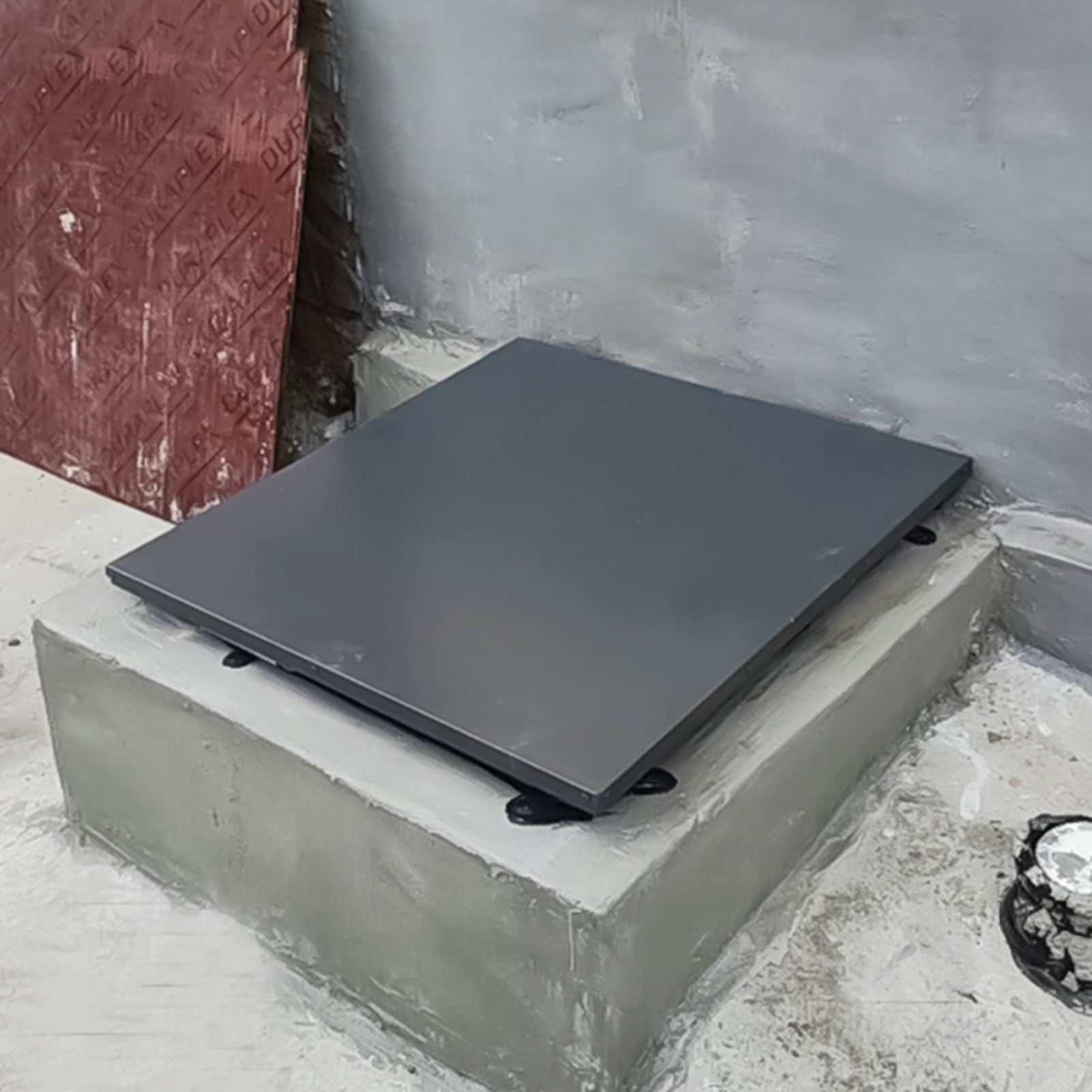 Trappe d'accès de toit solution ventilation et trappe de cave alu