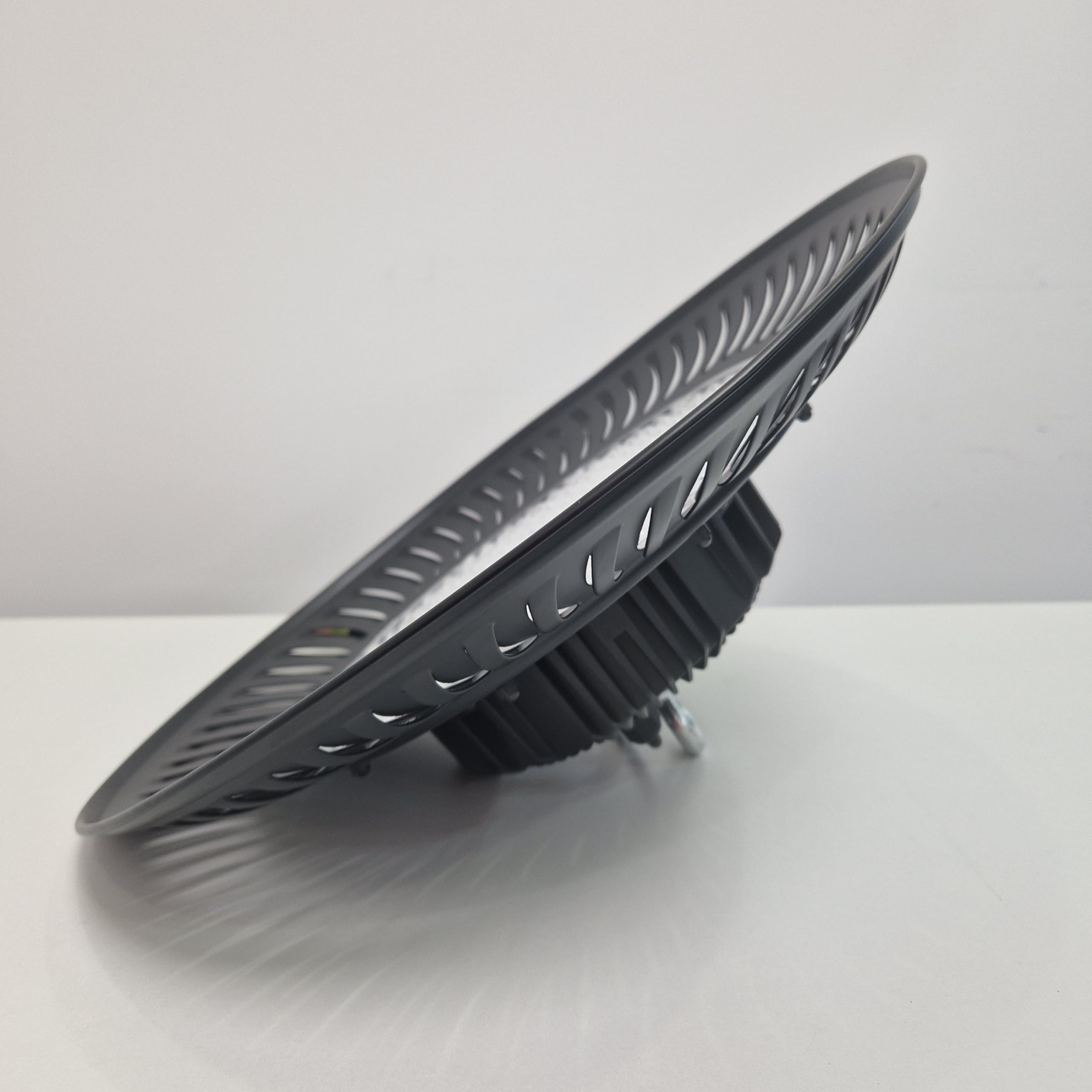 Jandei – 4 x Campana Industrial Led UFO ECO 200W (equivalente 1500W), 18000 LM, Lámpara Led Luz Blanca Fría 6000K, Superbrillante. Iluminación Nave, Taller, Garaje, Fábrica (1 Unidad)