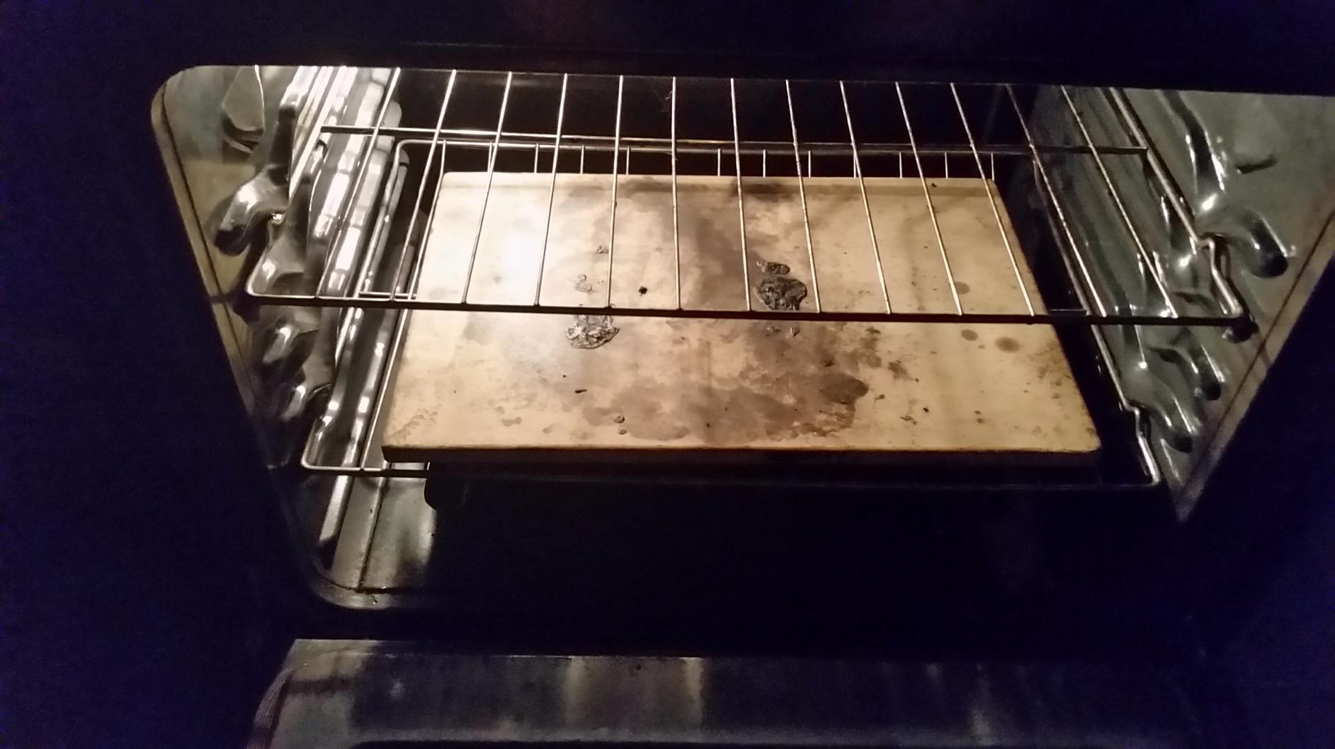 Pizzacraft 20"×13.5" meets my needs perfectly with lots of pros and really no cons.