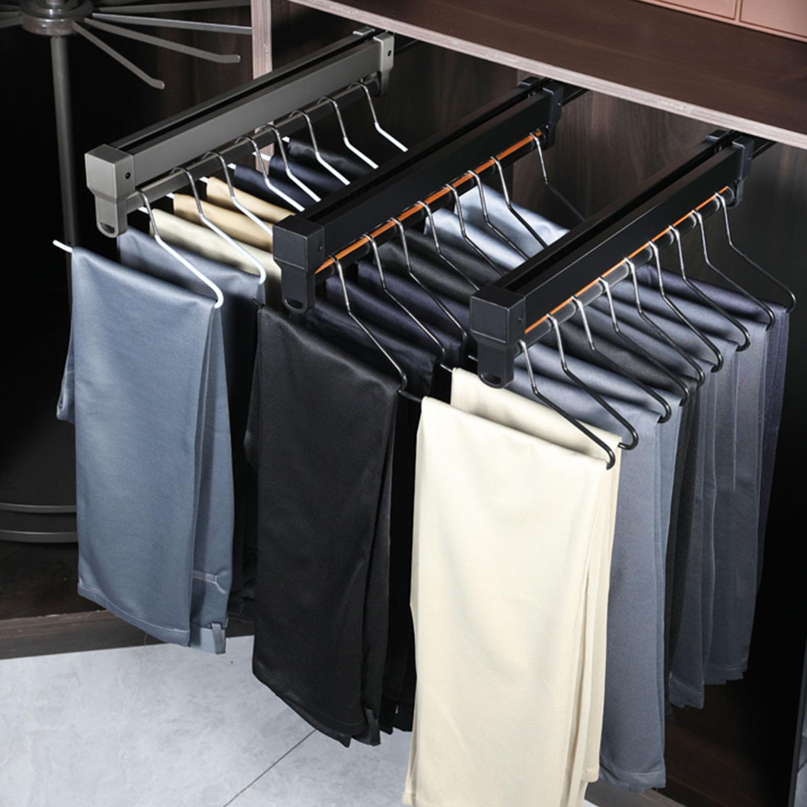Appendiabiti Estraibile, Appendiabiti Estraibile per Pantaloni, Organizer per Armadio 30-50 cm, Multicolore, capacità 25 kg, 1-40 cm