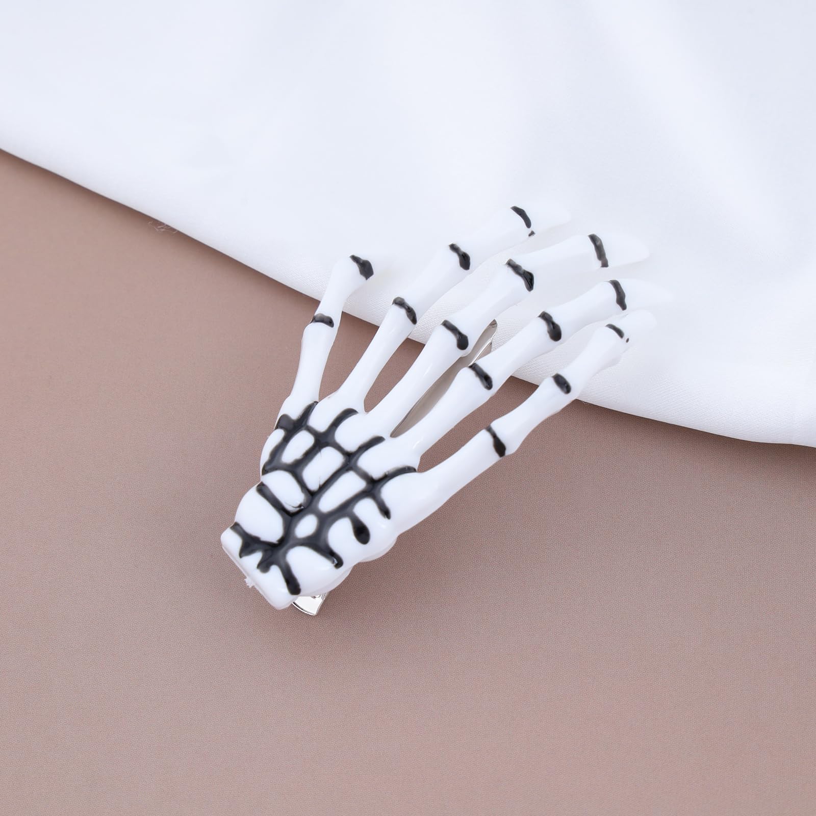 Amazon.com: Iaceble Gothic Skeleton Hand Bone Hairclip  display picture 2