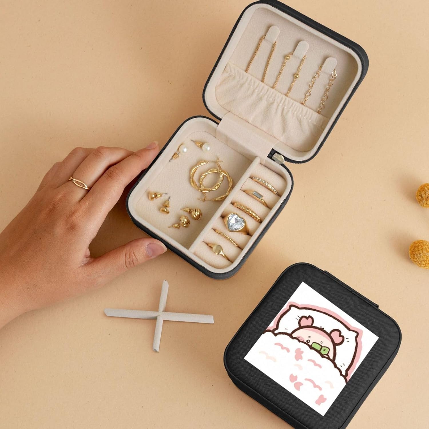 Amazon.co.jp: ジュエリーボックス ちいかわ カニちゃん アクセサリー
