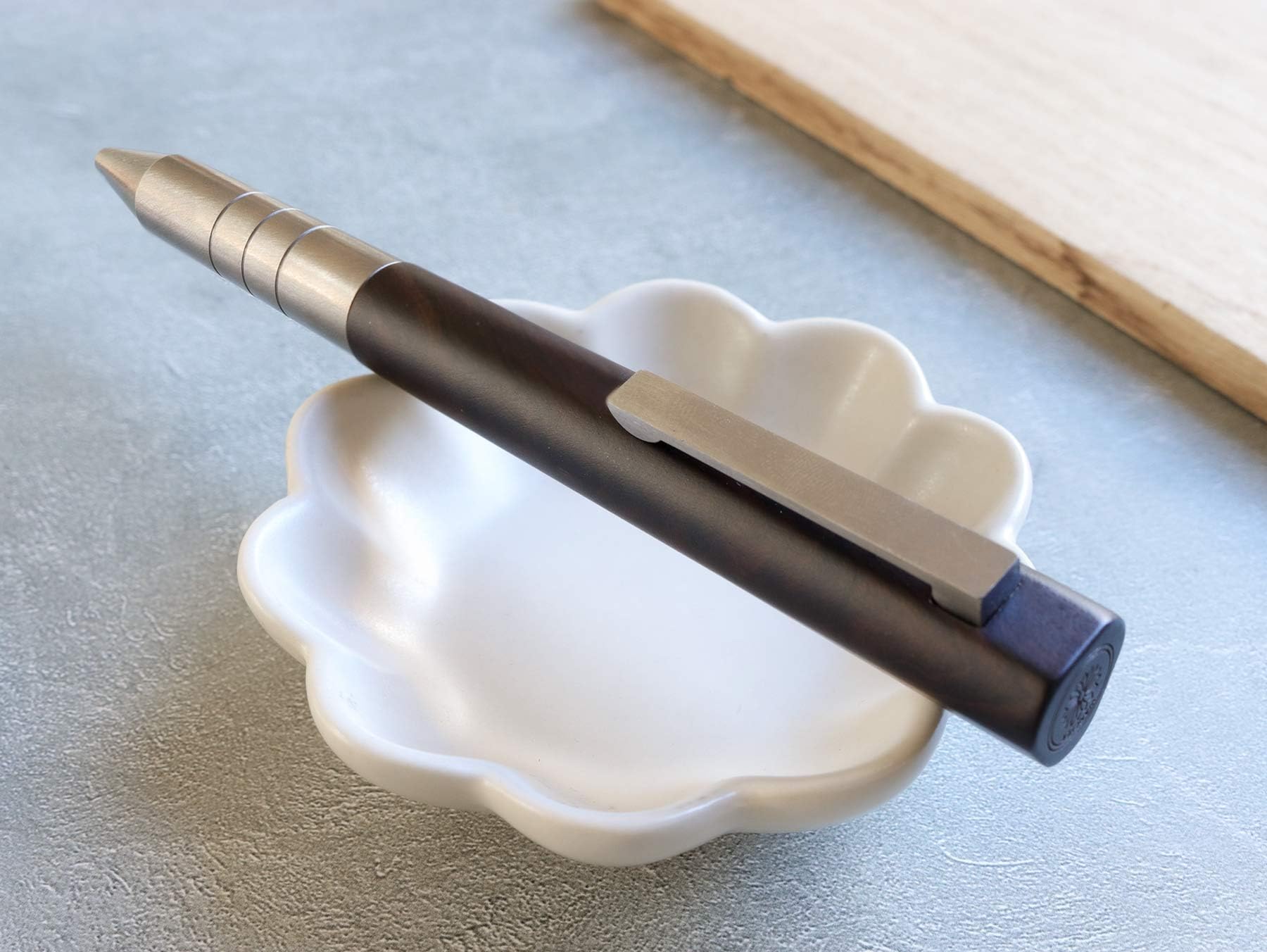 Amazon | WANCHER 明治チタンボールペン | 油性ボールペン | 文房具