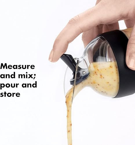 Miniatura 3 de OXO Good Grips Little Salad Dressing Shaker - Black, Small Negro