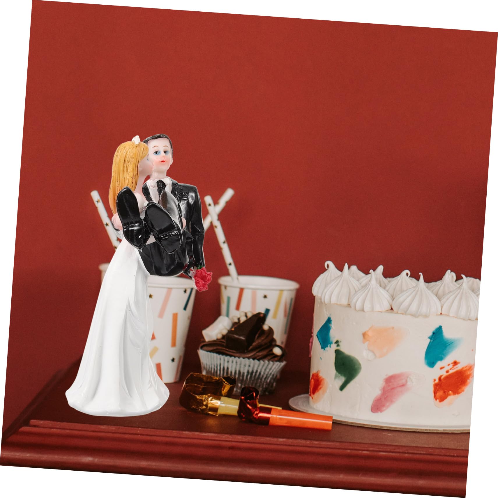Amosfun 2 Stück Kunstharz Kunsthandwerk Ornamente Hochzeit Braut Und Bräutigam Cupcake Cartoon Puppe Figur Paar Braut Und Bräutigam Dekorationen Paar Skulptur Wohnzimmer