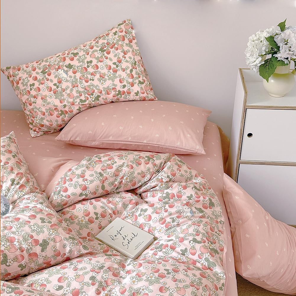 Covebett Cotton Duvet Cover Set Double Pink Strawberry Fruit Floral Bunny Reversible Bedding Set 3 Pieces, 1 Soft Quilt Cover 200x200cm with Zipper Closure and 2 Pillowcases 50x75 cm โ image 1