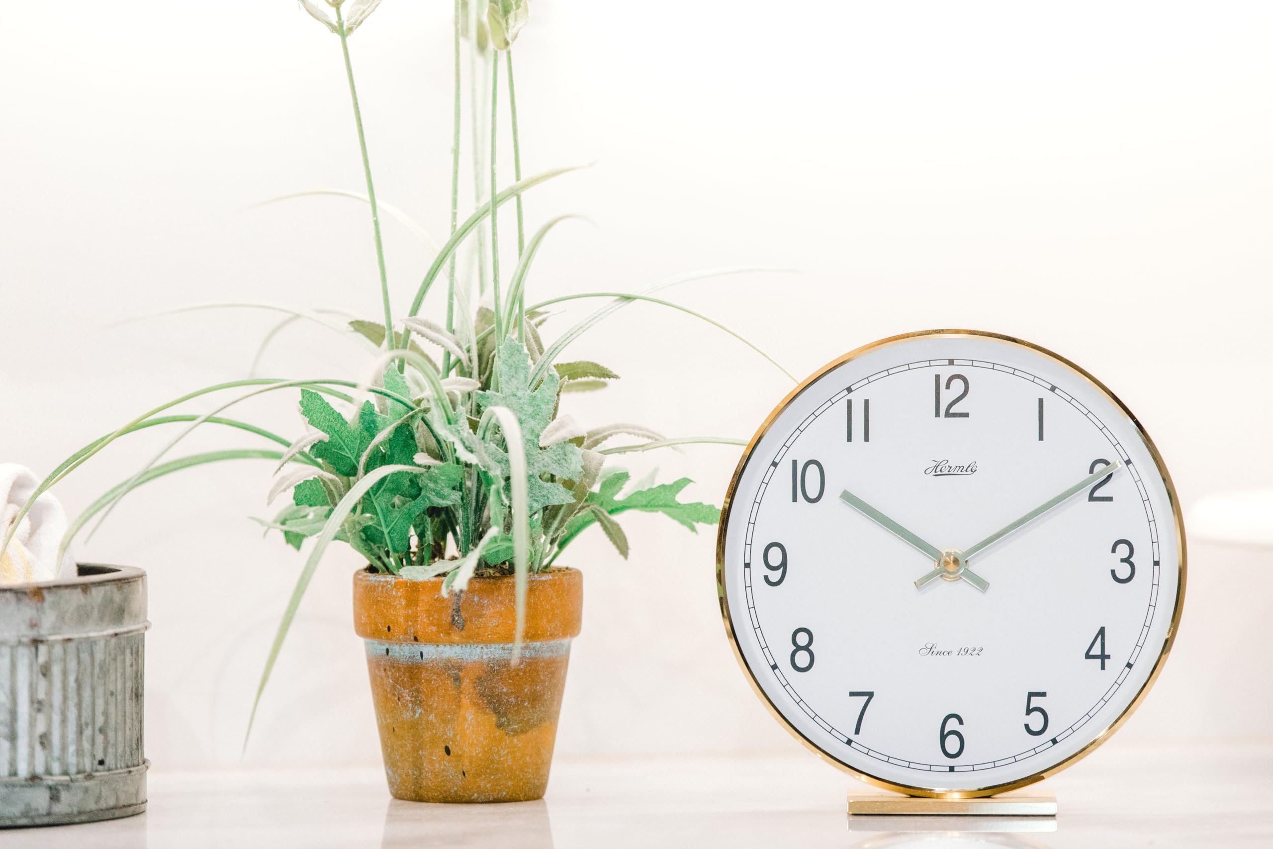 Hermle Classic Table Clocks 22986-002100 wall clock