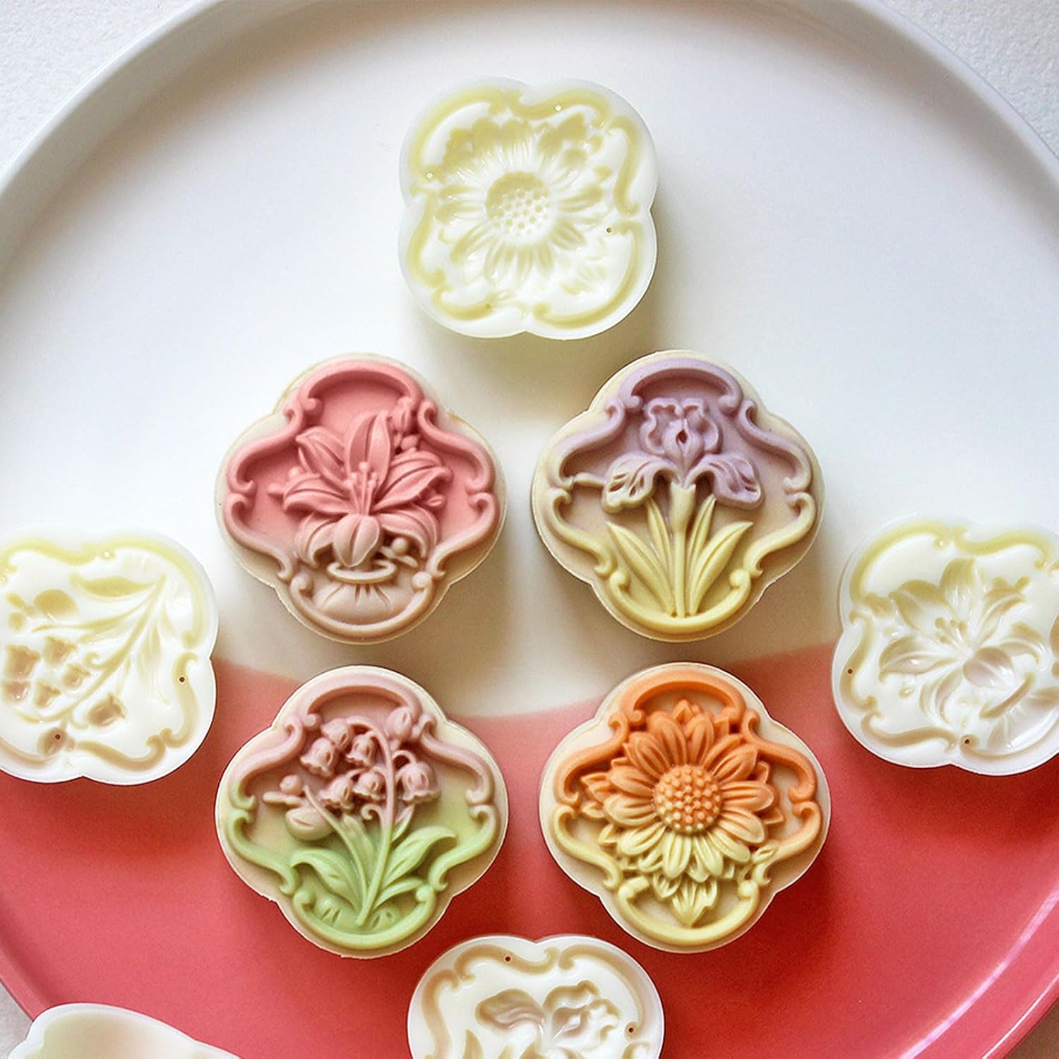 Pastry Stamp Mold with Press Body