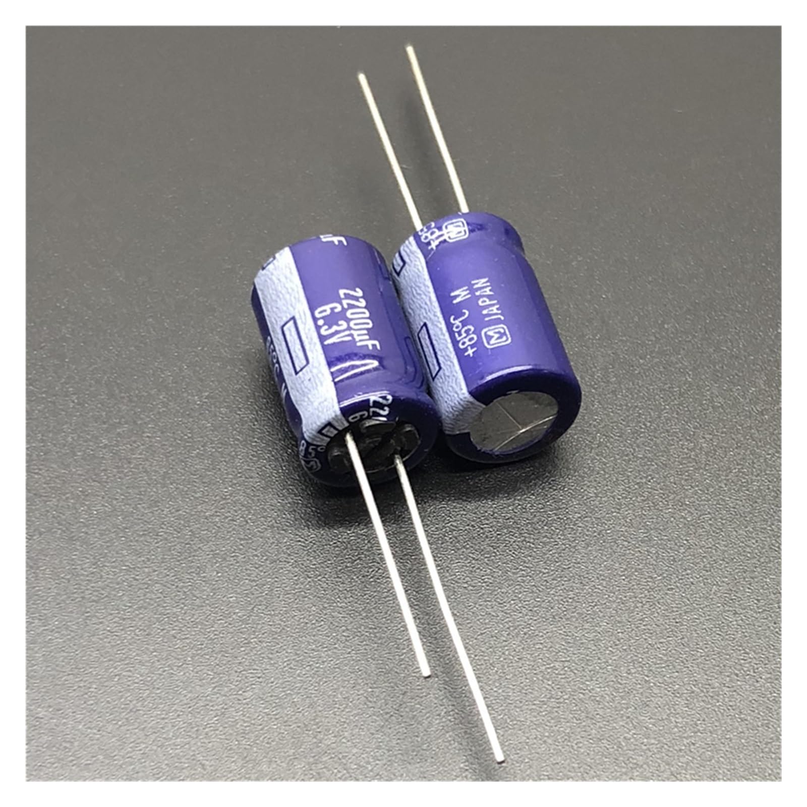 Condensateur 2200uF 6.3V audio pour réduire le bruit de fond sonore