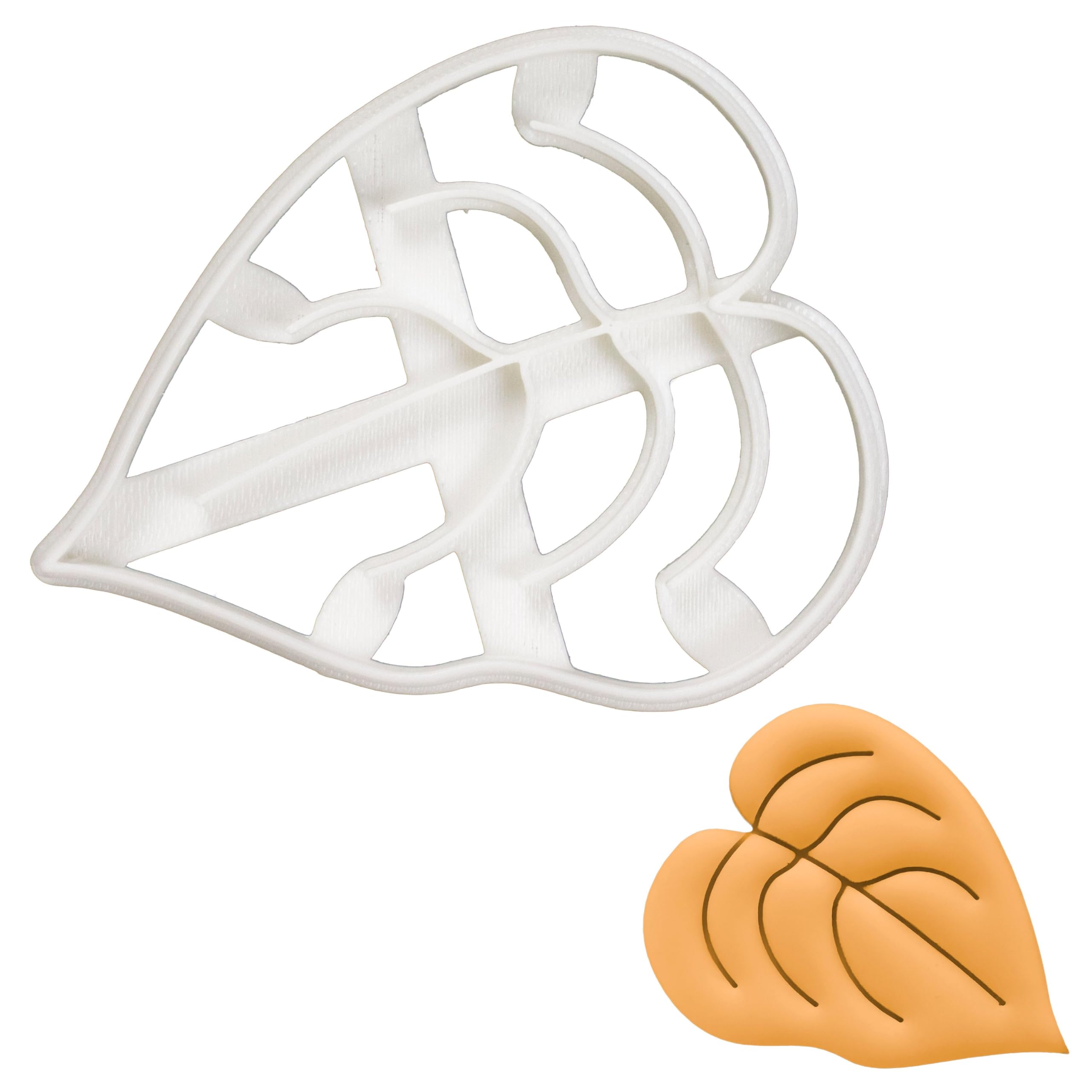 BAKERLOGY Devils Ivy Leaf Cookie Cutter - Detailed Biscuit Cutter Design for Baking and Crafts, Ideal on Fondant, Dough, Clay