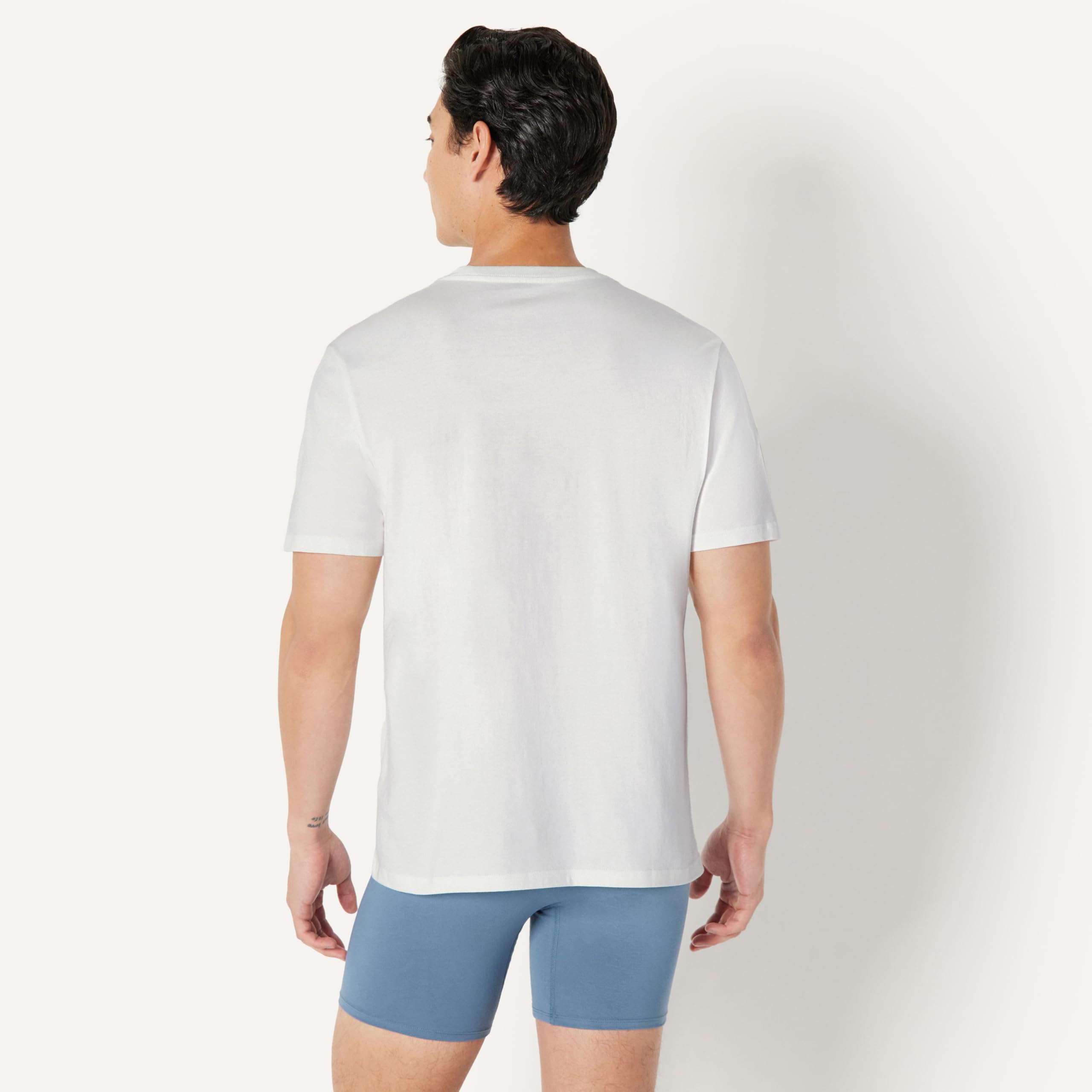 Amazon Essentials T-Shirt Ras-du-Cou à Manches Courtes, Coupe Standard Homme, Lot de 6