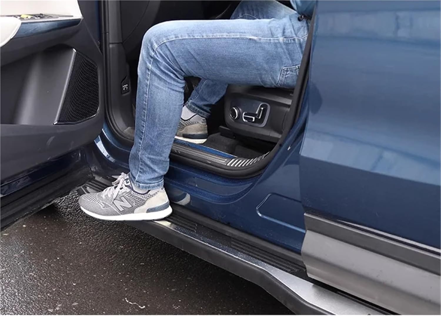 Side Steps Running Boards Compatible with Lynk & Co 01 2021-2023 Nerf Bar Pedals Silver