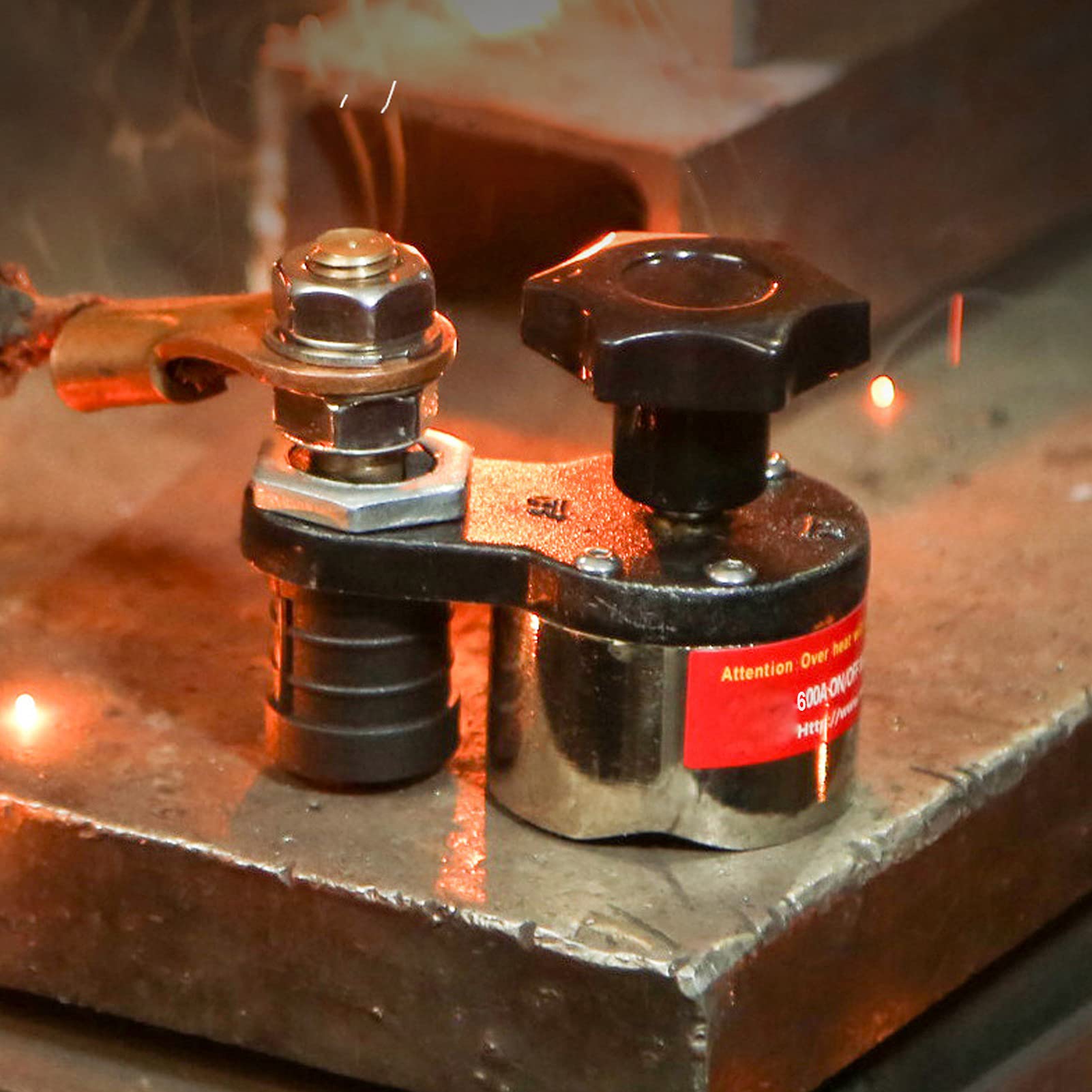 Magnetic Welding Ground Clamp, Switchable Holder On Off Grounding Magnet Connector MWGC1-200F 200A 30KG, MWGC1-300F 300A 40KG, MWGC1-600F 600A 70KG, for Electrical Equipment