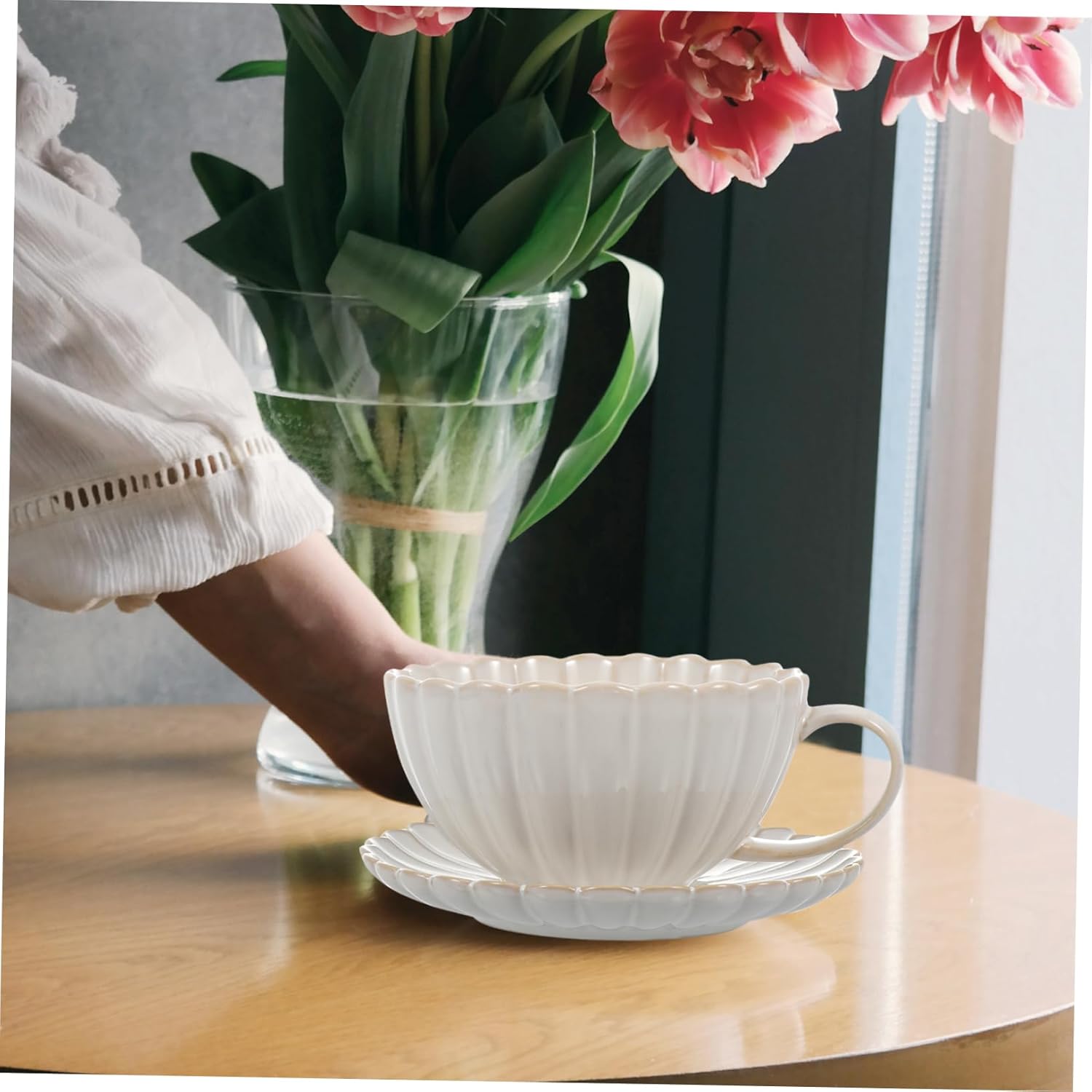 1 Set Ceramic Cup and Saucer Set Daisy Coffee Cups Porcelain Cups Porcelain Tea Cups Ceramic Tea Cup and Saucer Kit Ceramics European Style Porcelain Teacup White