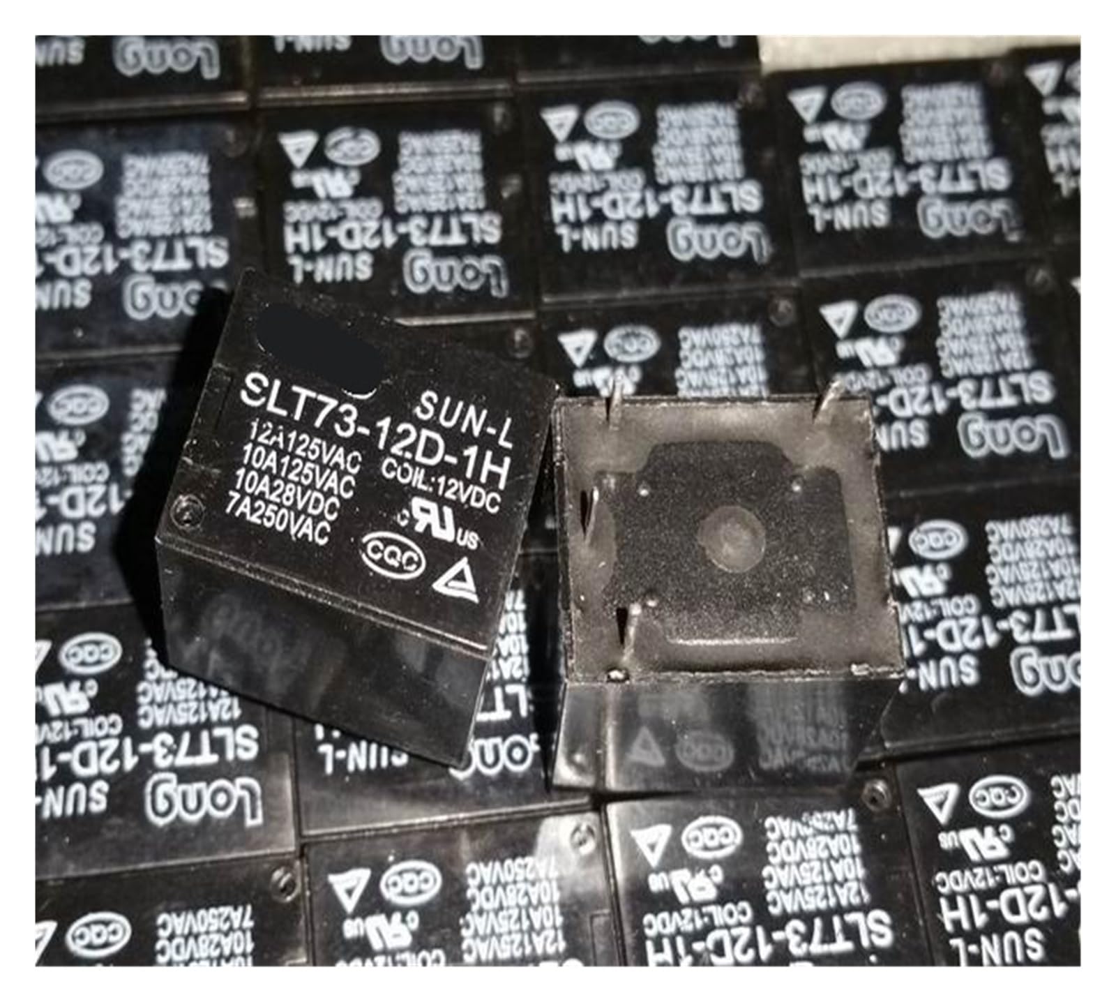 Relais SLT73-12D-1H 12V 7A à 4 broches pour circuits imprimés électroniques