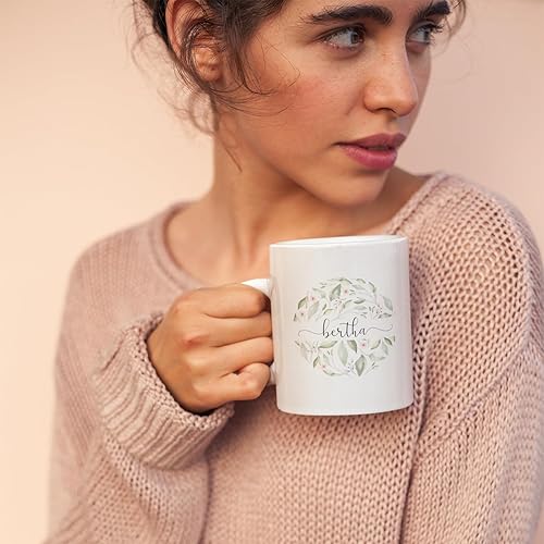 Vista 69 de Taza de cerámica blanca con monograma de letra inicial personalizada, alfabeto floral, nombre personalizado y inicial A-Z, taza de café de 11 onzas