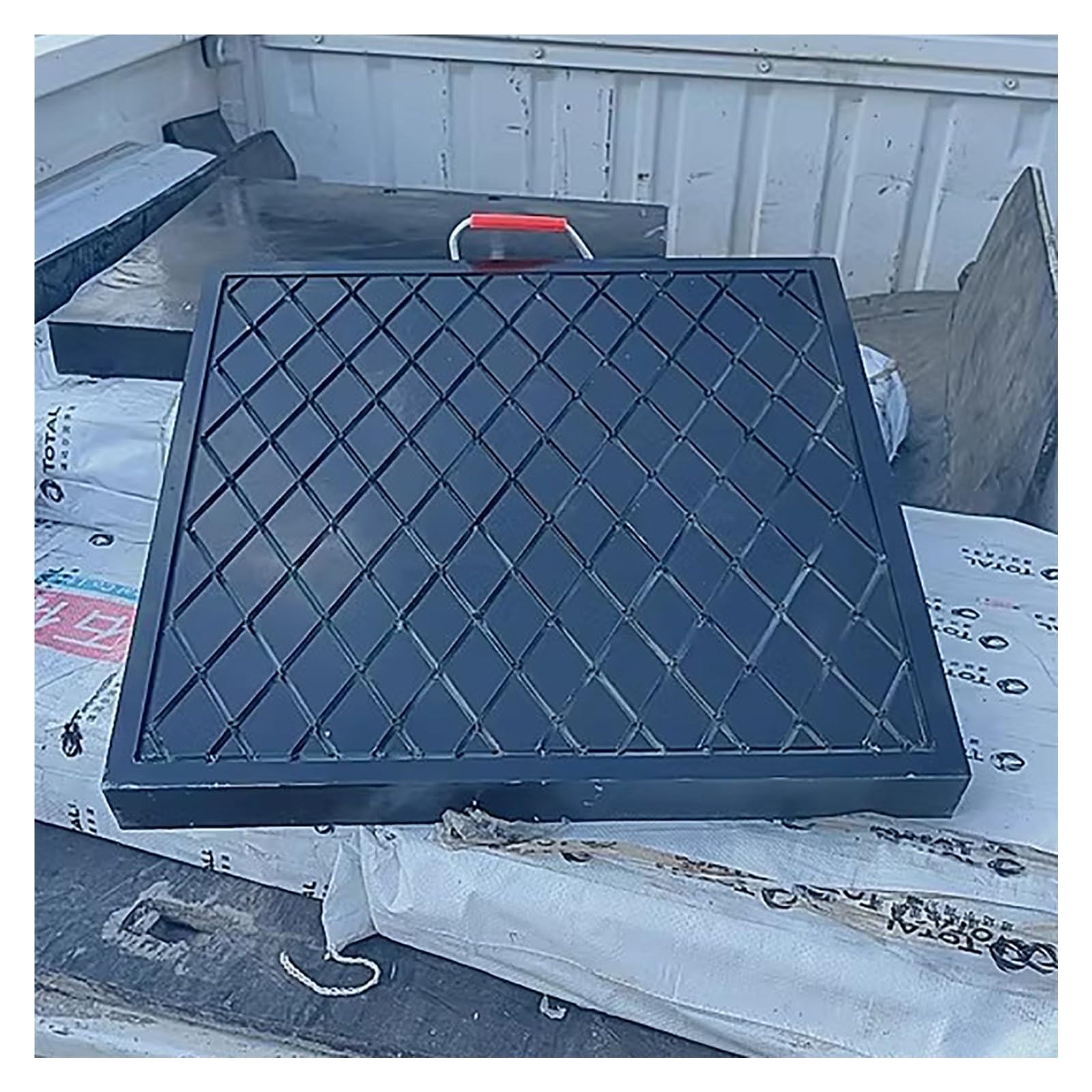 Wasserhahn Stampfpads Viereckiger schwarzer Wasserhahn Service-LKW Stempelkissen 2 Stück Tragbare Leichte Wohnmobil Wohnmobil Stabilisatorpads mit Griff Stapelbare Stabilisatorplattform (60 * 60 * 8