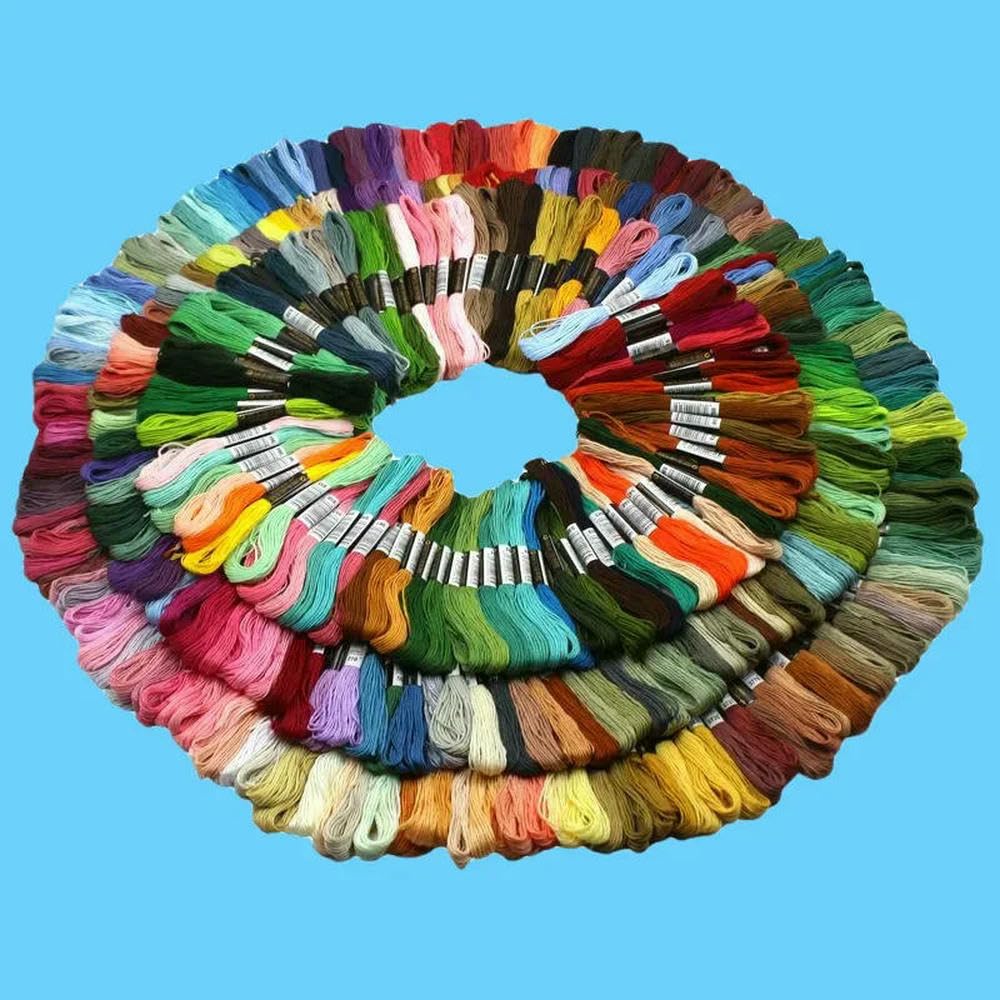Serie de Hilos de Colores para Bordar, Punto de Cruz, Uso Artesanal y Costura DIY.