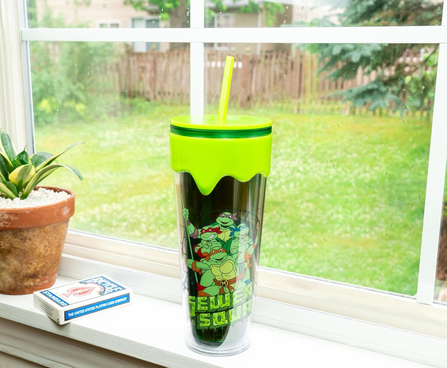 Silver Buffalo Teenage Mutant Ninja Turtles “Sewer Squad” Plastic Drip Tumbler Featuring Leonardo, Donatello, Michelangelo, and Raphael, 26 Ounces - Image 9