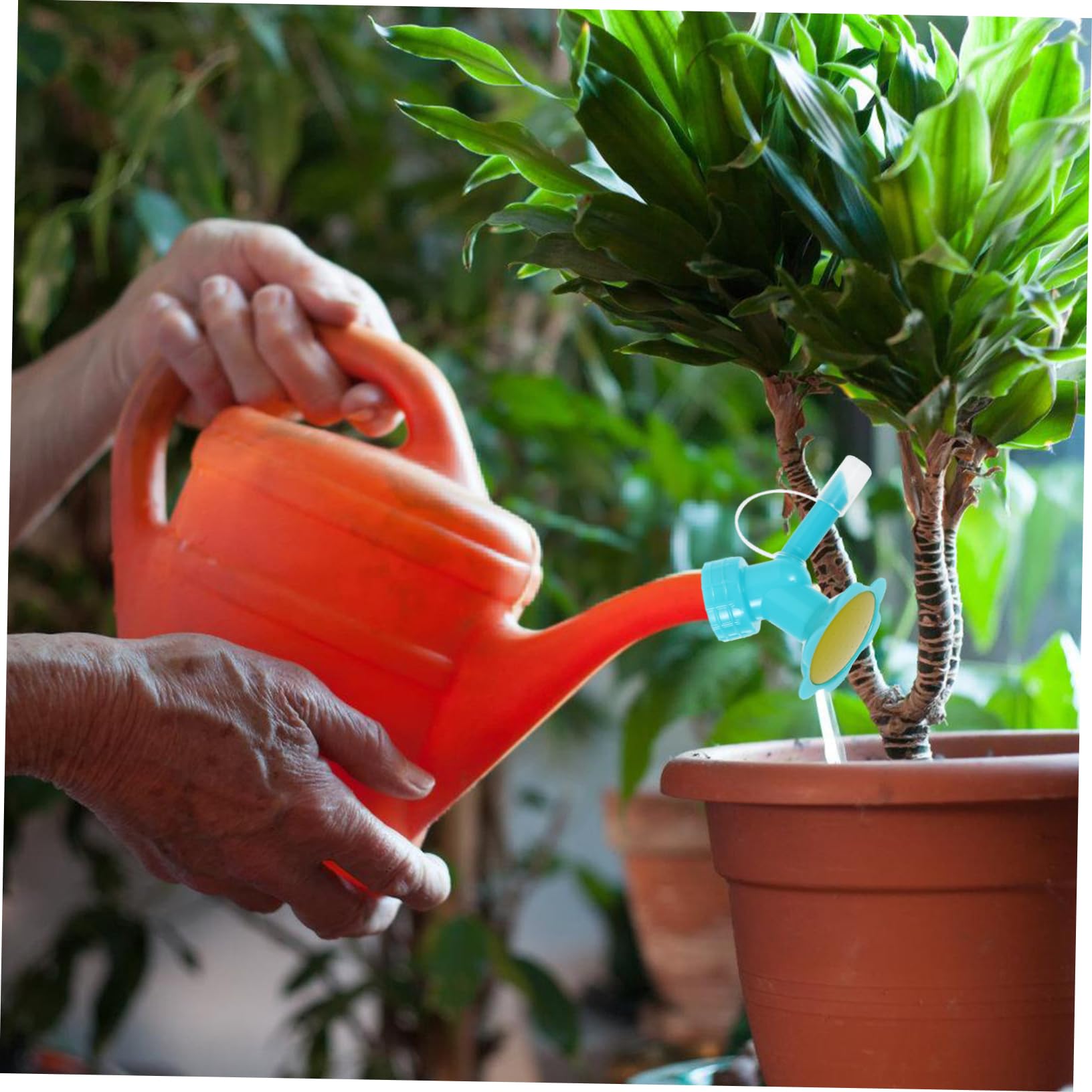 Spruzzatori per Irrigazione Piante 5 Pezzi in Plastica Blu Controllo Volume Acqua, Design Creativo, Attaccabili a Bottiglie, per Irrigazione Fiori in Famiglia
