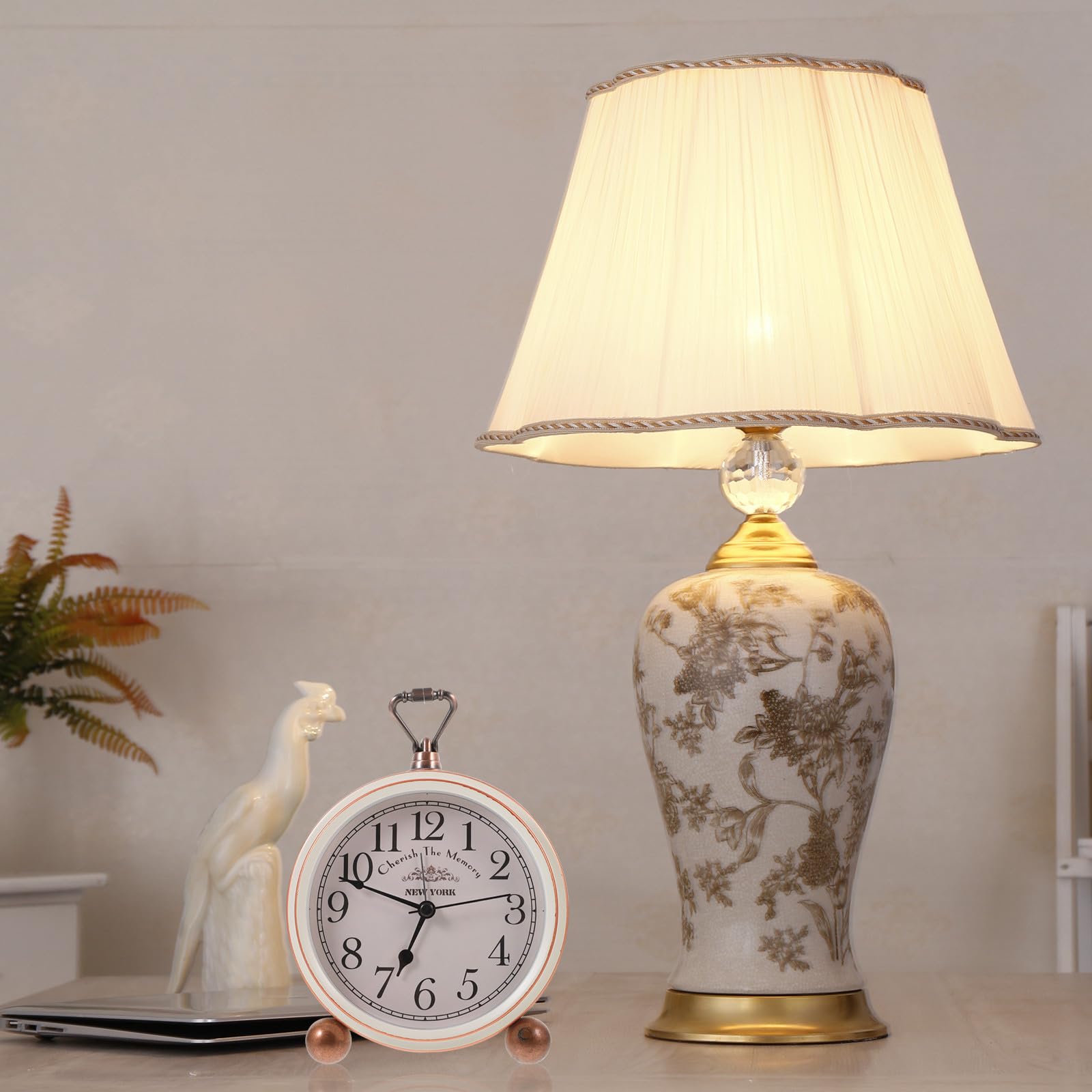 Retro Stille Tischuhr aus Metall mit Klarer Zeitskala und Kreativem Design für Wohnzimmer und Küche als Stilvolle Dekoration