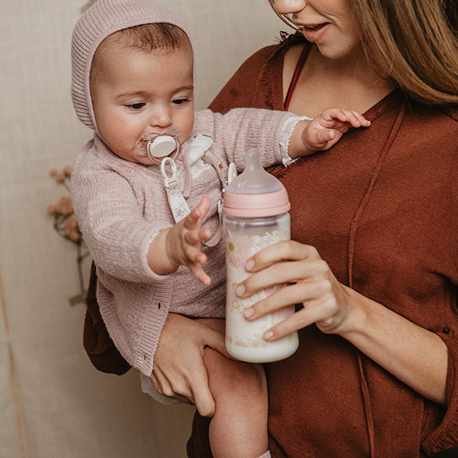 Image secondaire de Attache-tétine en Tissu Suavinex - Ruban Doux et Flexible pour Bébé, Compatible avec Sucettes