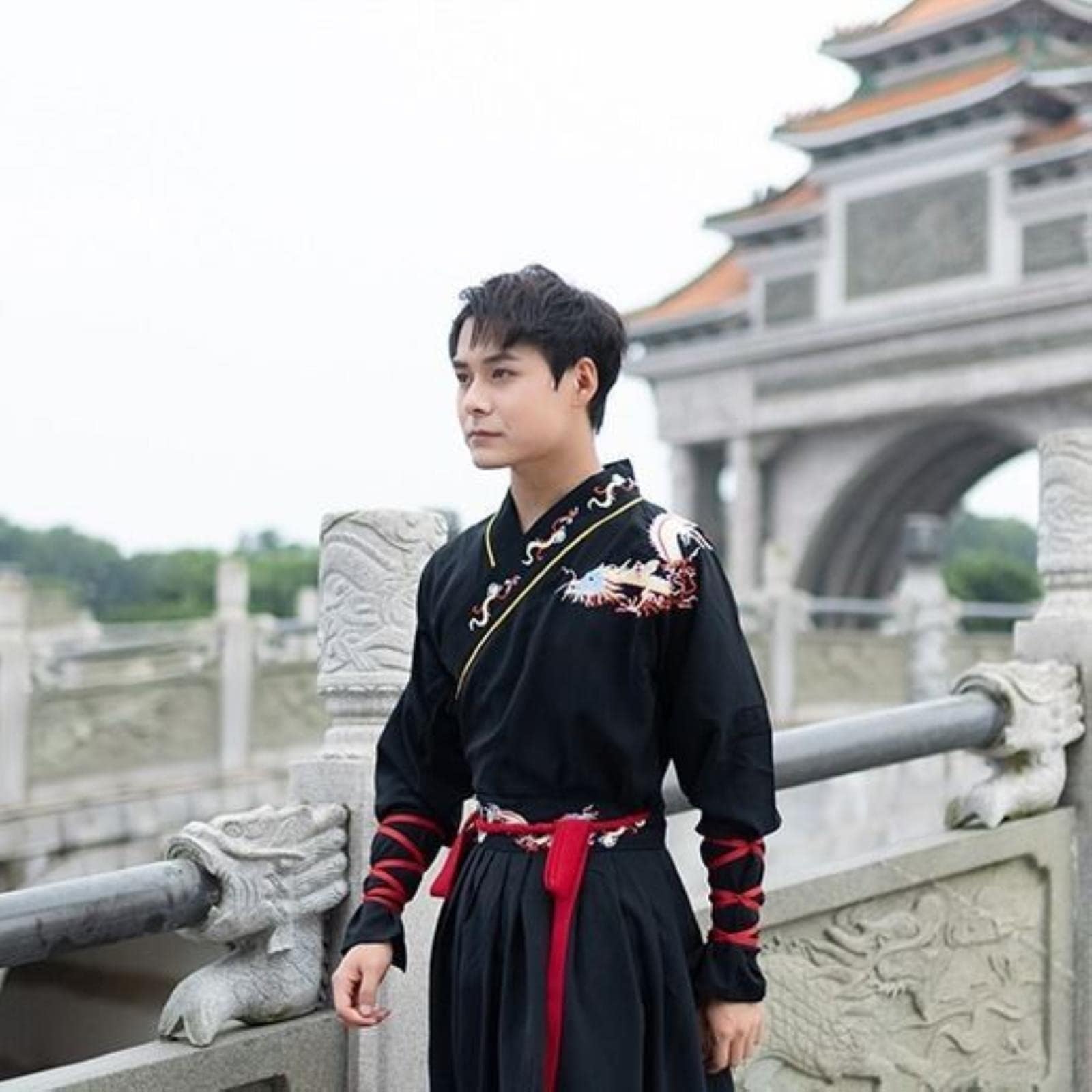 MOOCO MORNING Adult Men Women Ancient Chinese Men Stage Costume Hanfu Festival Stage Performance Folk Dance Traditional Chinese Couples Dress