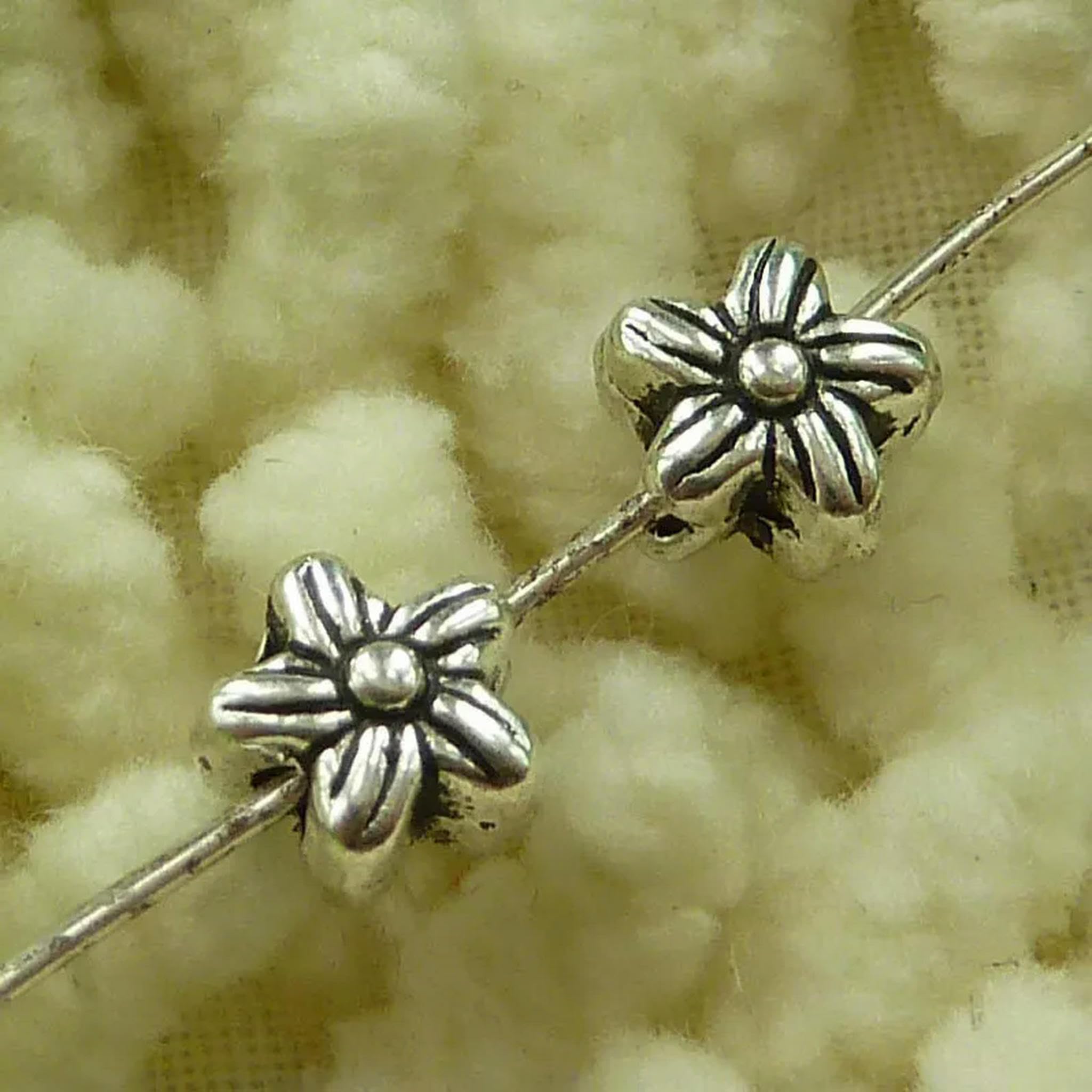 Cuentas espaciadoras de flores de plata para manualidades y abalorios de pulseras
