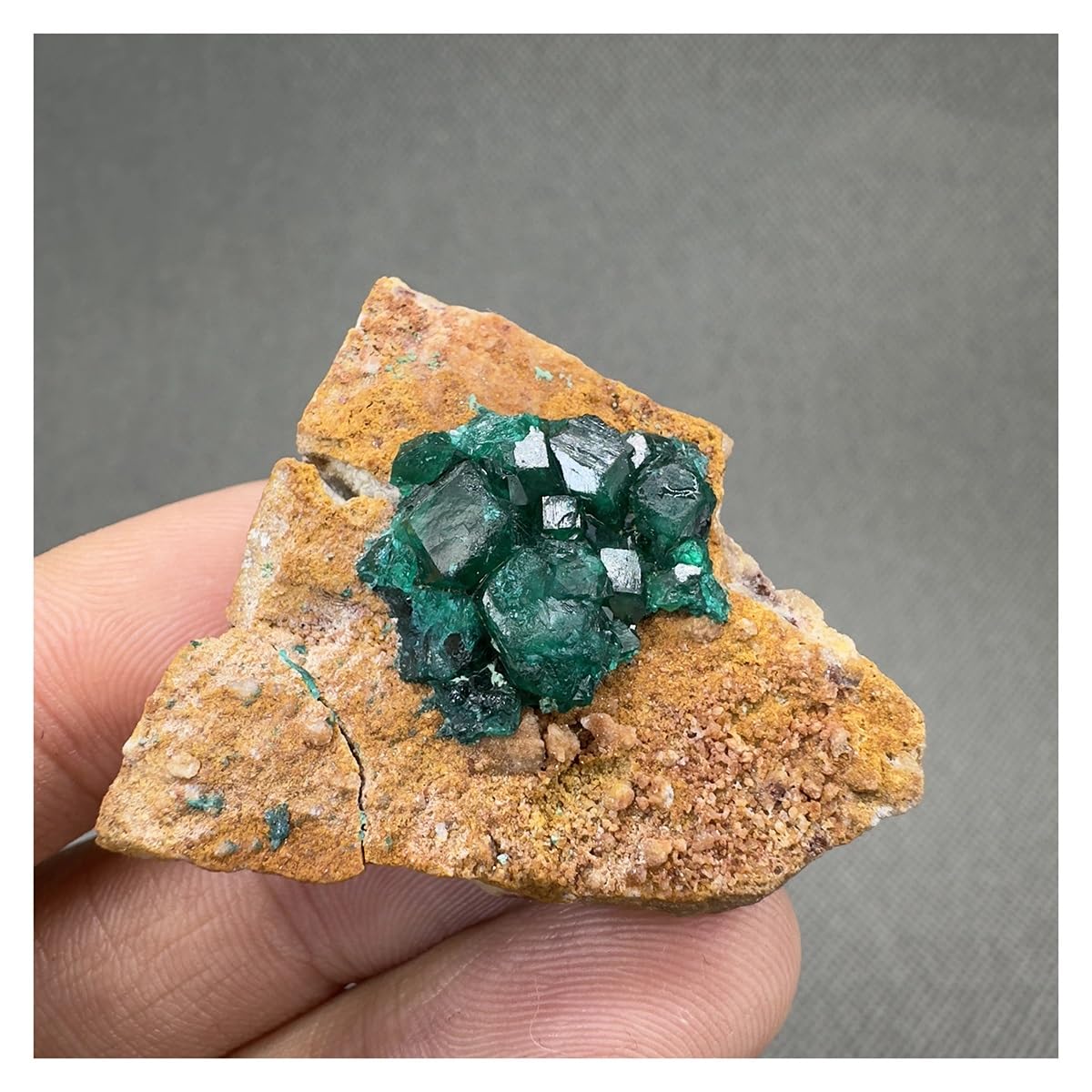 Cristales de cuarzo verde piedras de cristal naturales decorativas