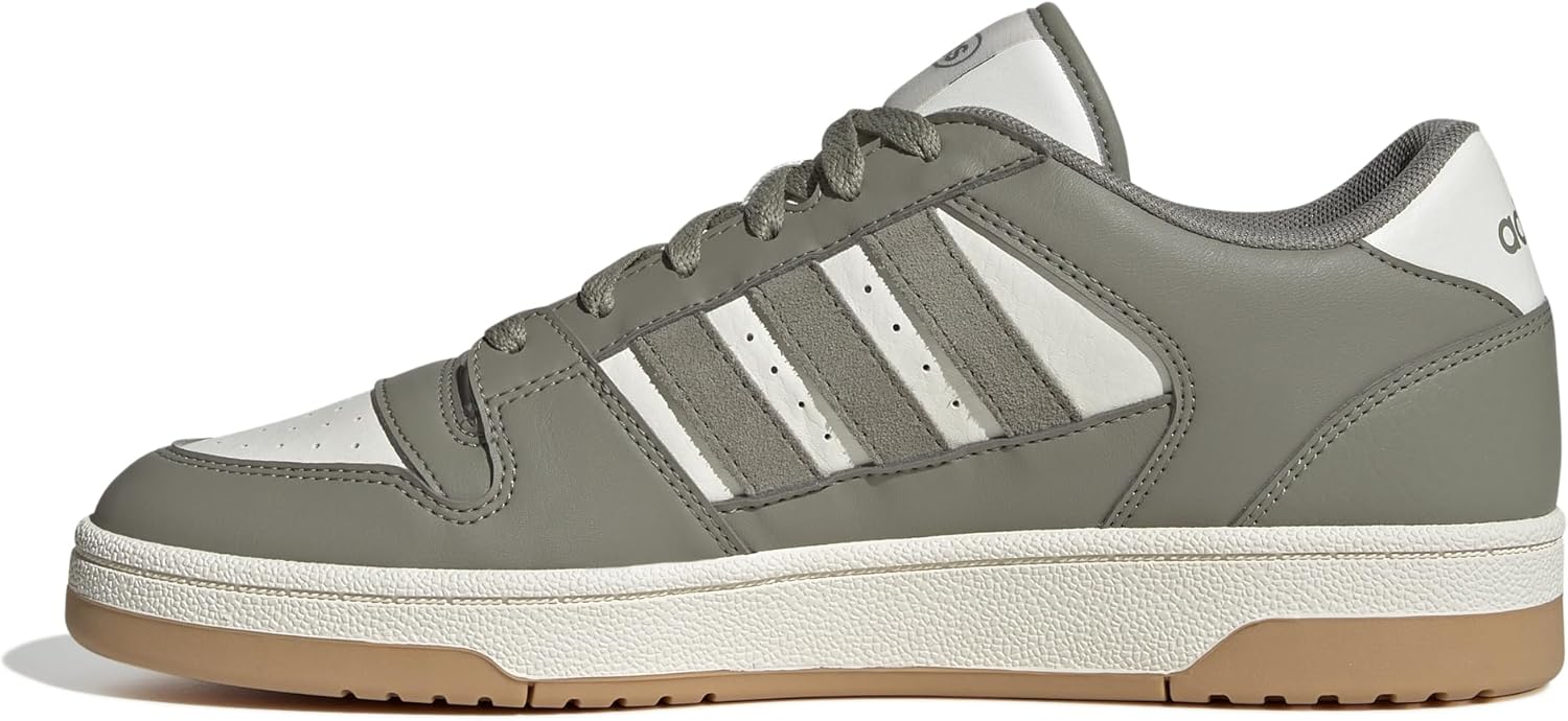 adidas Men's Turnaround Basketball Shoes