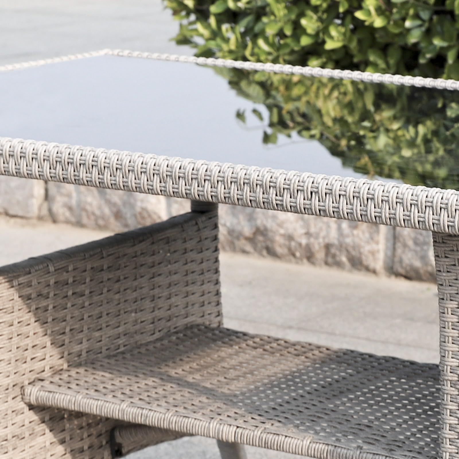 Polyrattan Gartentisch 120x70x68cm mit Ablage Glas Tischplatte Wetterfest Garten Terrasse Balkon Tisch Esstisch Gartenmöbel (Beige)
