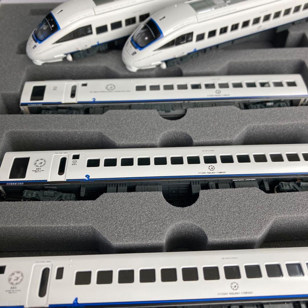 室内灯有】KATO10-246 885系(1次車)(アラウンド・ザ・九州) Nゲージ
