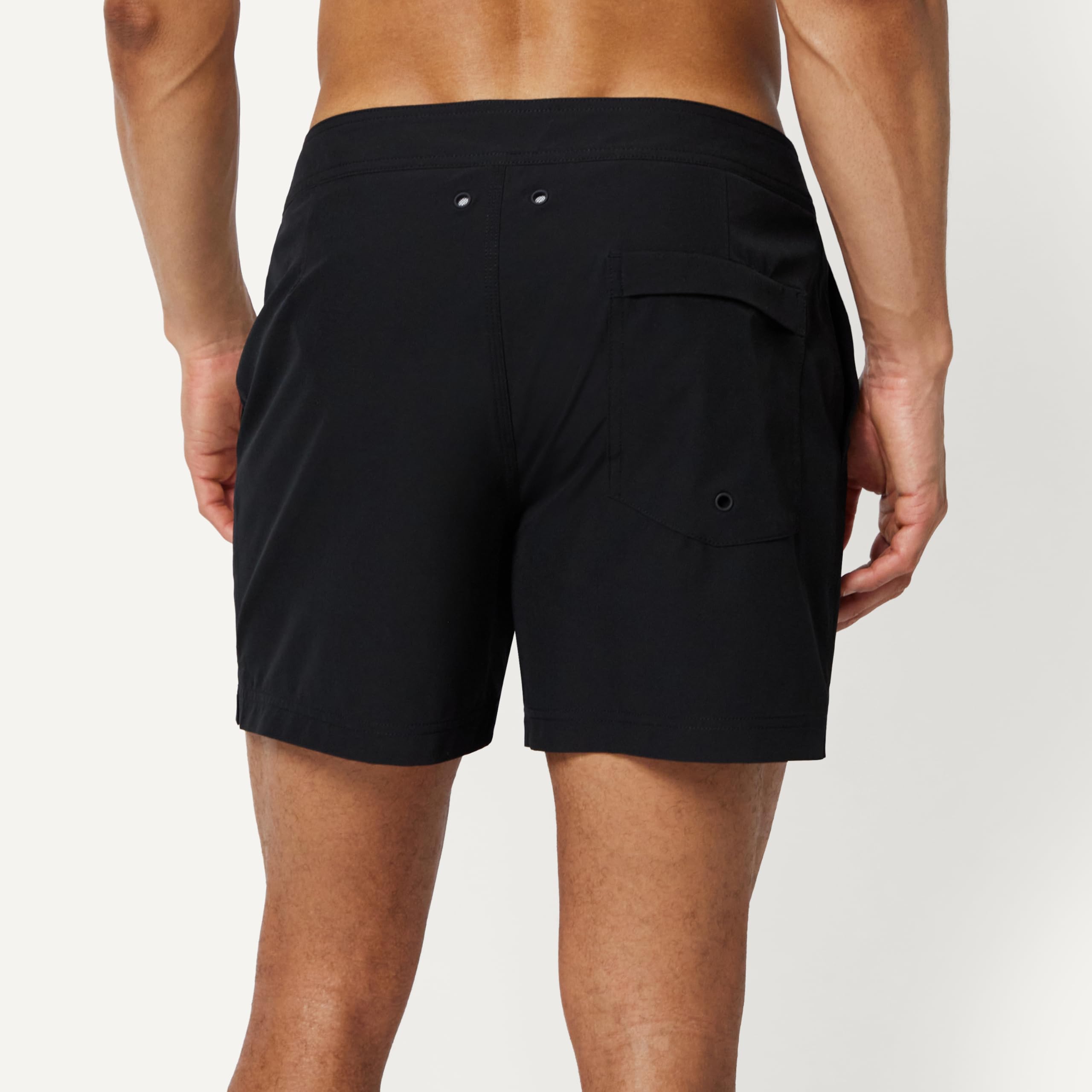 Amazon Essentials Herren Board-Badeshorts