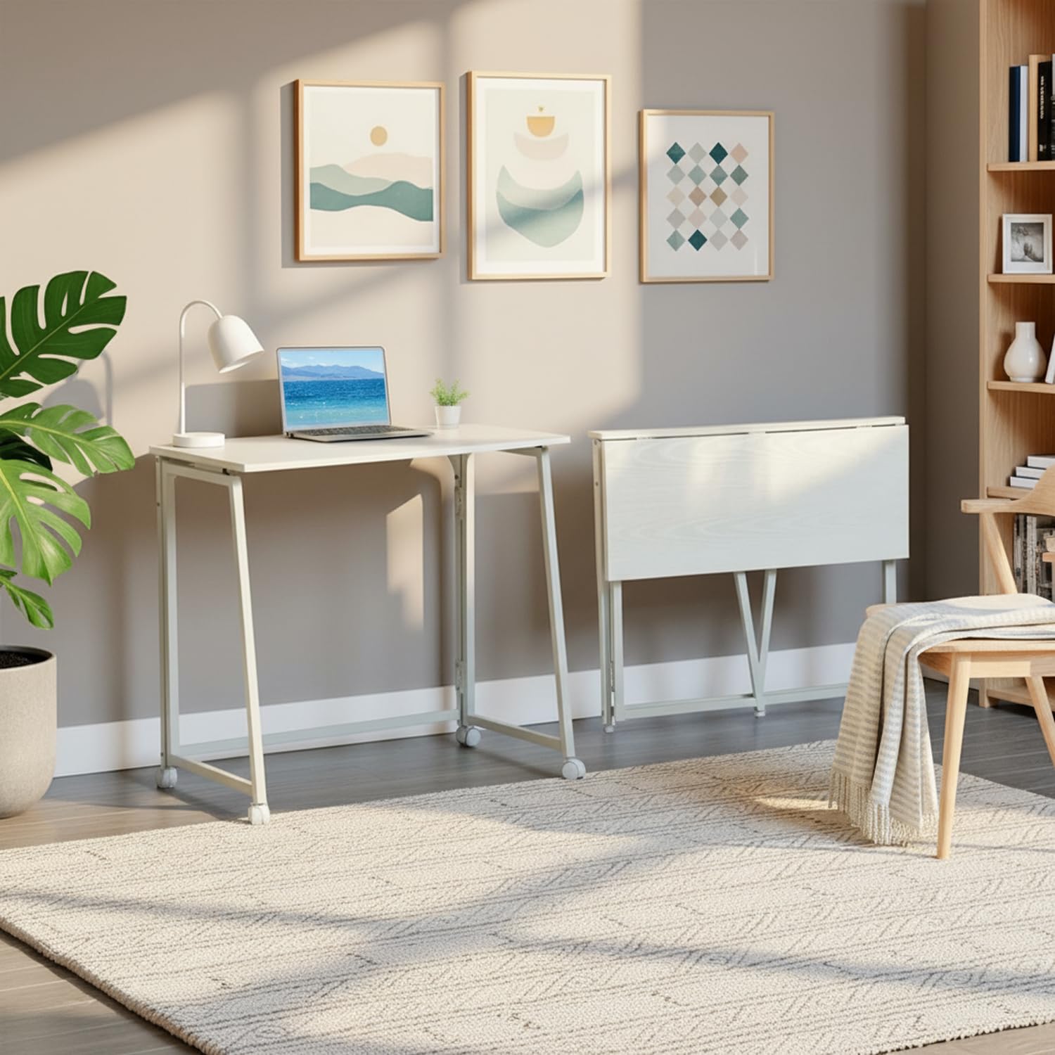Bureau d’ordinateur pliable résout le manque d’espace avec ses roulettes