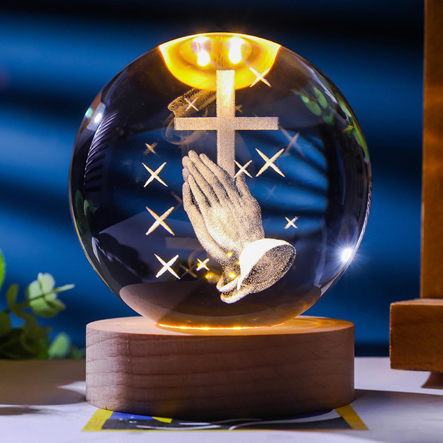 Creative 3D Jesus Crystal Ball, Glass Crystal Ball with LED Night Light & Wooden Base, Crystal Religious Gifts with Jesus Statue, Crystal Ball Night Light for Home Office Christmas Decoration (F)