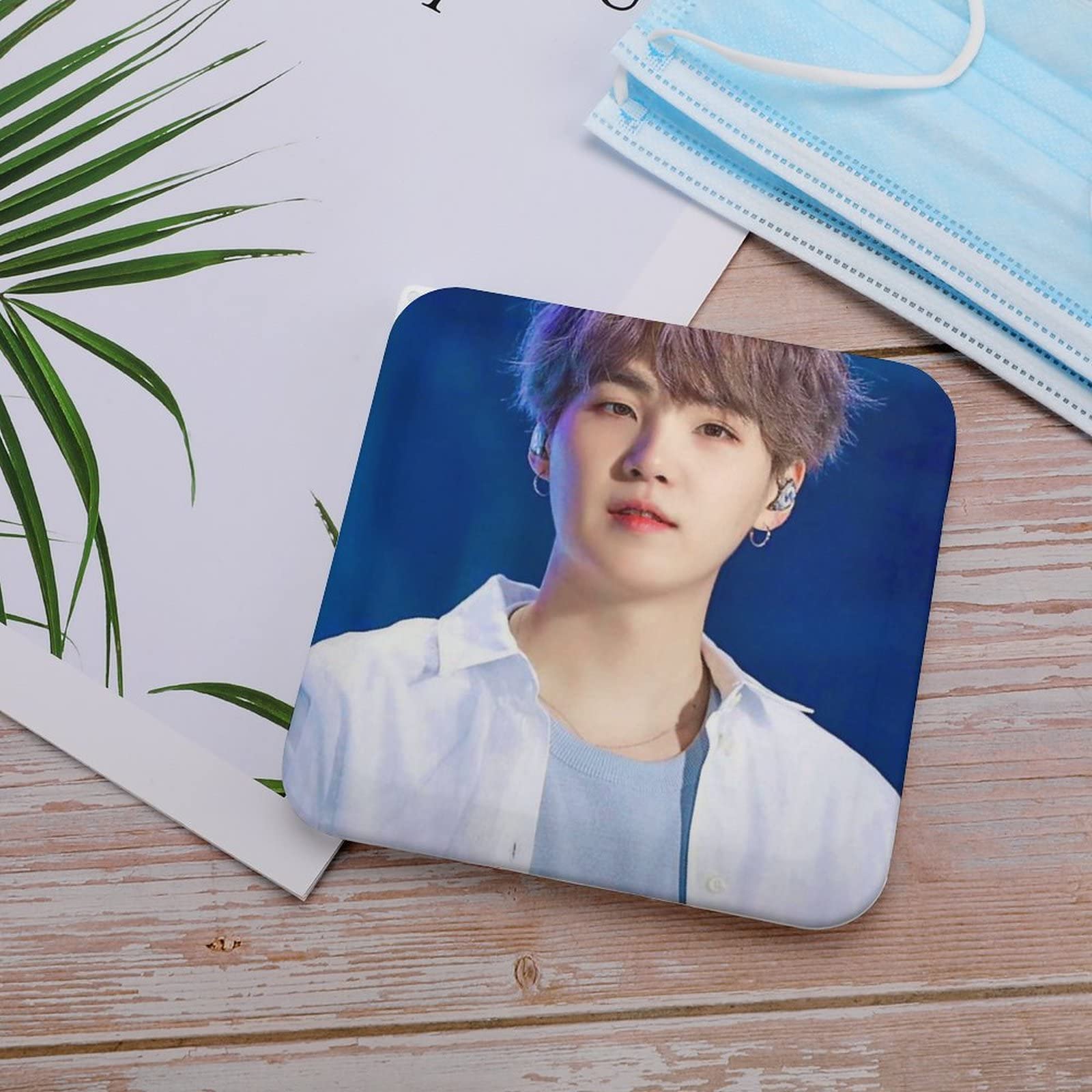 Amazon.co.jp: BTS-SUGA マスクケース ストッパー付き 携帯用 マスク用