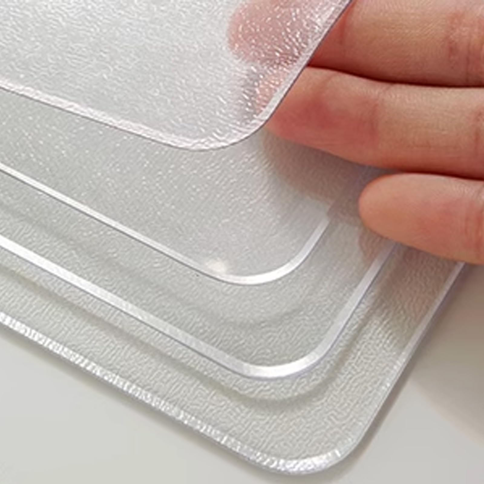 Tappetino Protettivo per Tavolo in PVC Satinato Trasparente, Pellicola Protettiva per Tavolo in plastica 2.0 Impermeabile e Resistente all'olio, Lavabile e inodore, Adatto per tavoli da pran