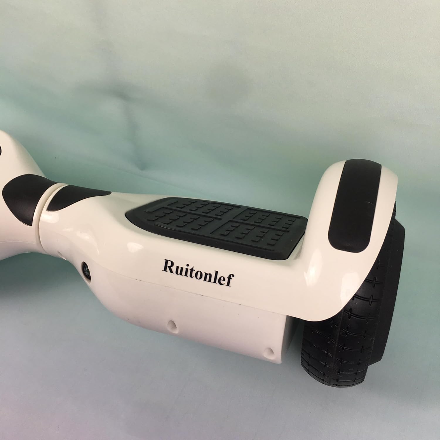 Ruitonlef Motorized skateboards – Rechargeable Battery, Smooth Ride for Commuting & Outdoor Fun