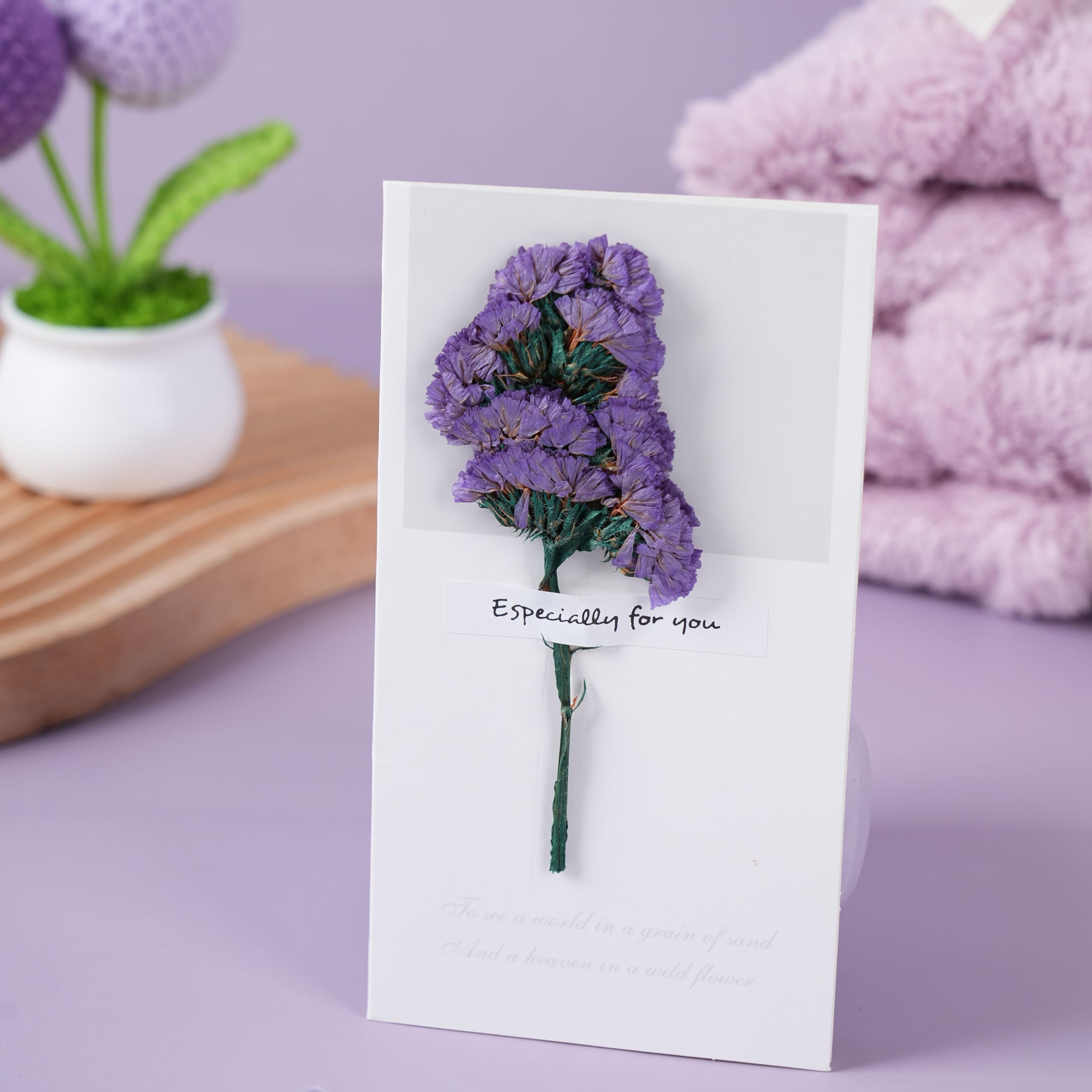 Sending You A Hug: Get Well Gifts para mujeres, cesta de regalo de cumpleaños, paquete Thinking of You Care, acogedor juego de manta y taza morada, jabón de lavanda y vela de fresia (morado)