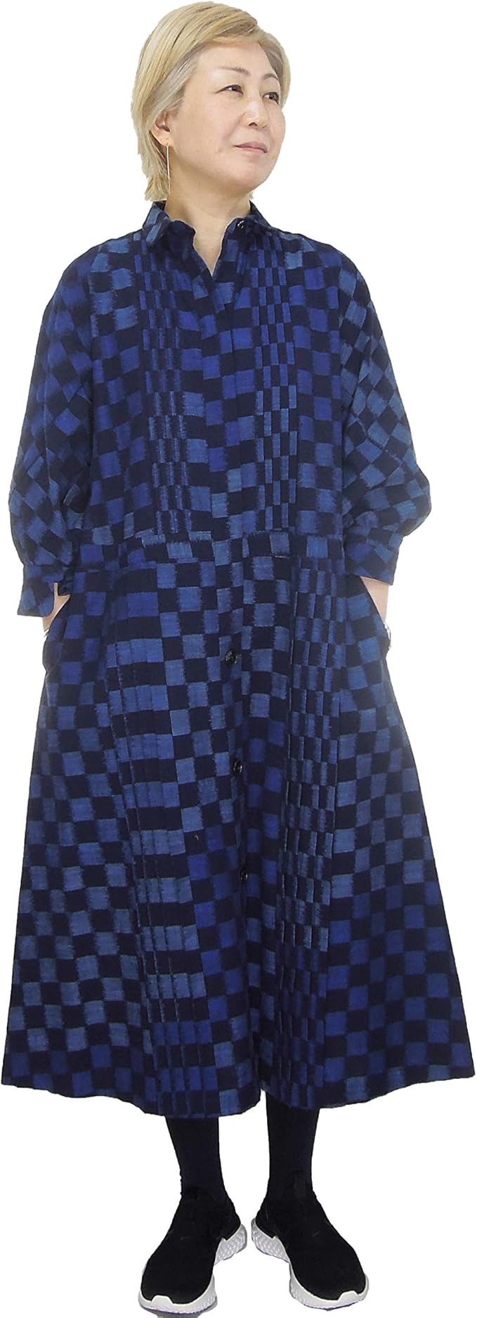 Amazon Co Jp 儀右ヱ門 ギエモン ぎえもん ワンピース ソ6 久留米絣 日本製 ワンサイズ 市松ブルーグラデーション 服 ファッション小物