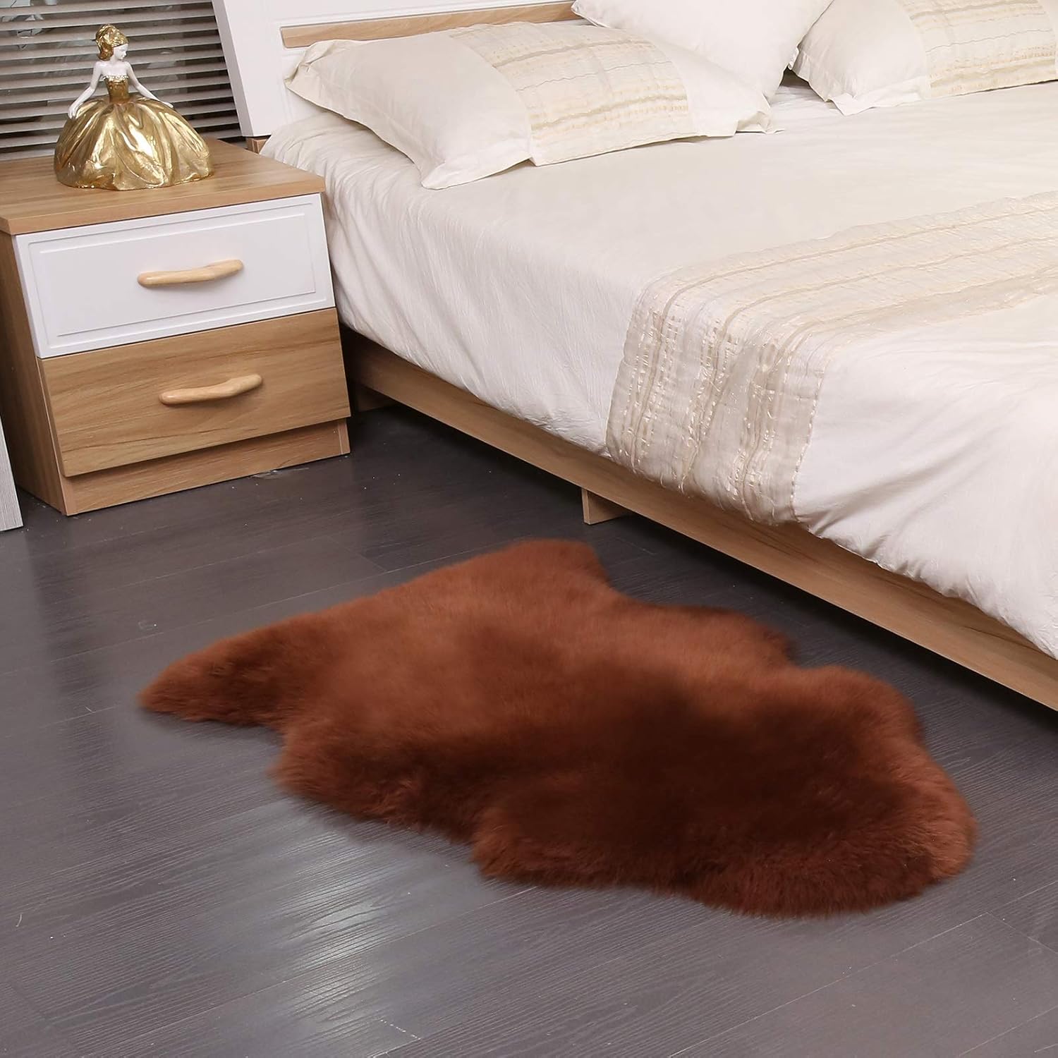 Real Sheepskin Rug Fluffy Sheepskin Throw Rugs Genuine Fur Rug Natural Furry Rug for Bedroom Living Room Chair (One Pelt) (Color : White)