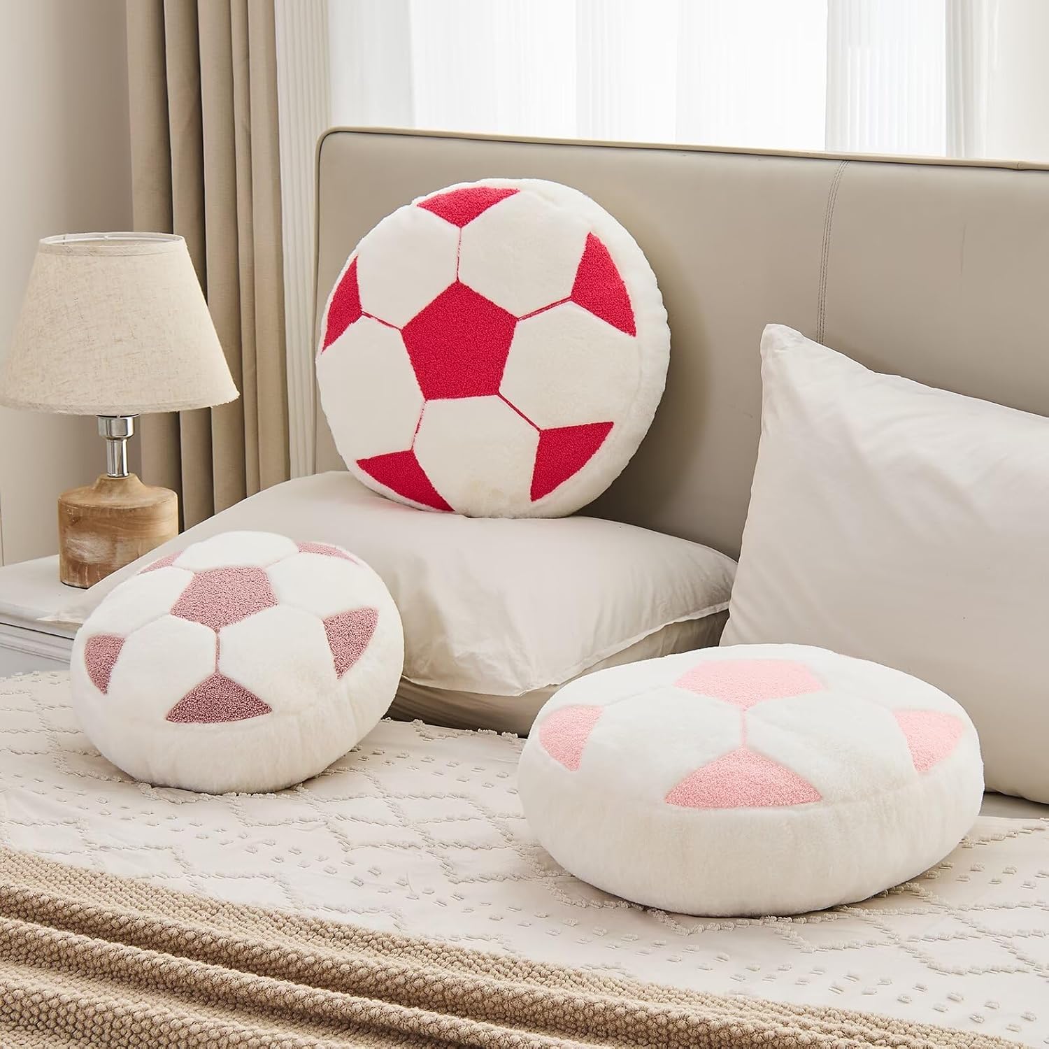 XVTRU World Cup Soccer Throw Pillow Round Football Decorative Pillows Pillow Aesthetic Soccer Ball Shaped Plush Cushion for Room Decor (Pink,15.7 Inch)