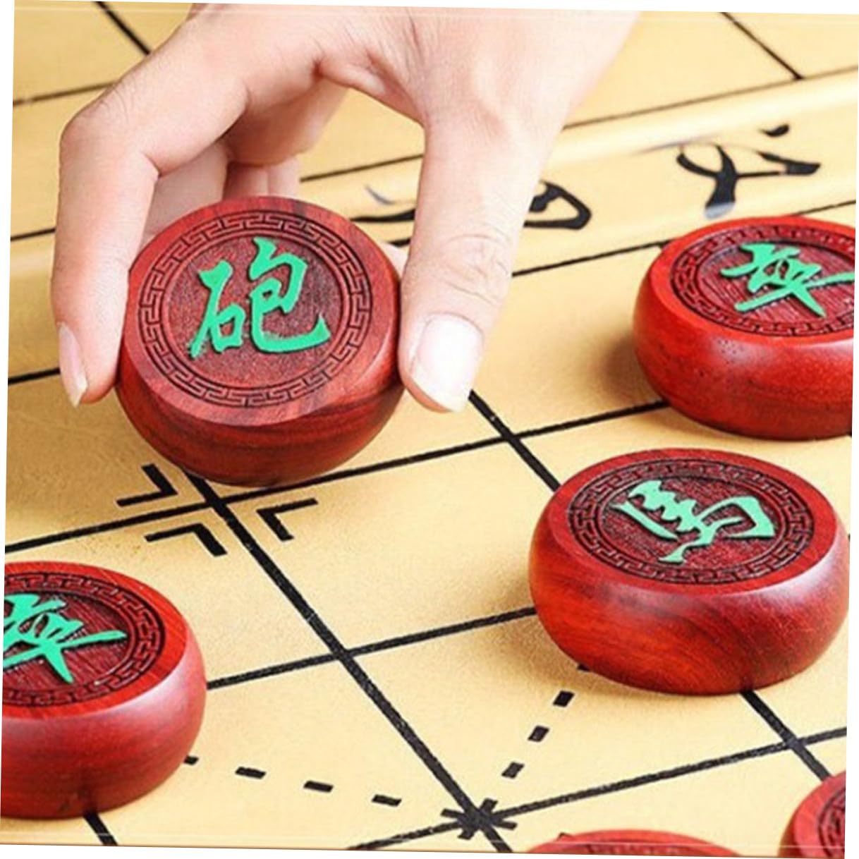 Chinesisches Schachspielzeug mit Schachbrett und Figuren Pädagogisches Schachspiel für Erwachsene Praktisch und Bequem zu Verstauen für Indoor und Outdoor