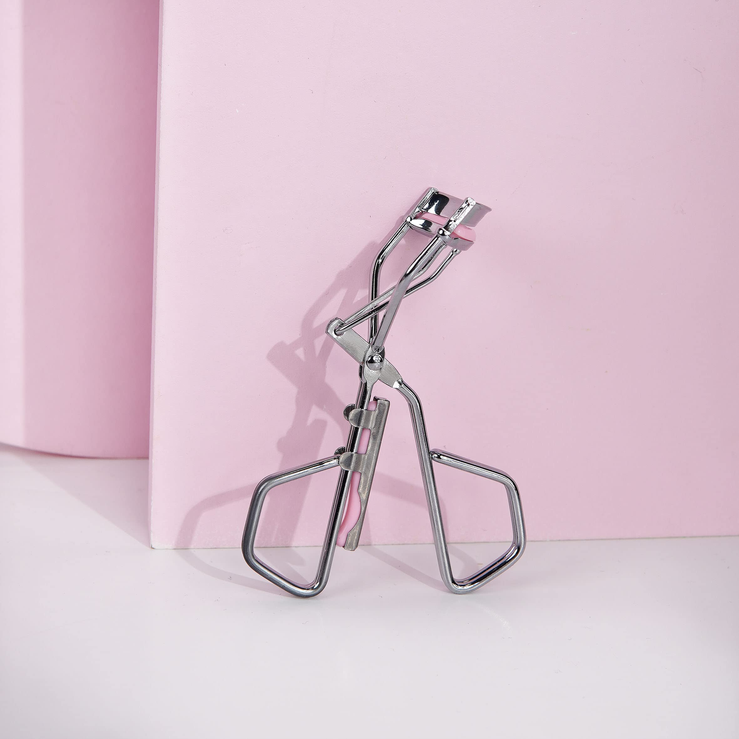 Brushworks Classic Lash Curler, Stainless Steel Precision Eyelash Curler with Soft Silicone Pads & Replacement Pad - Image 2