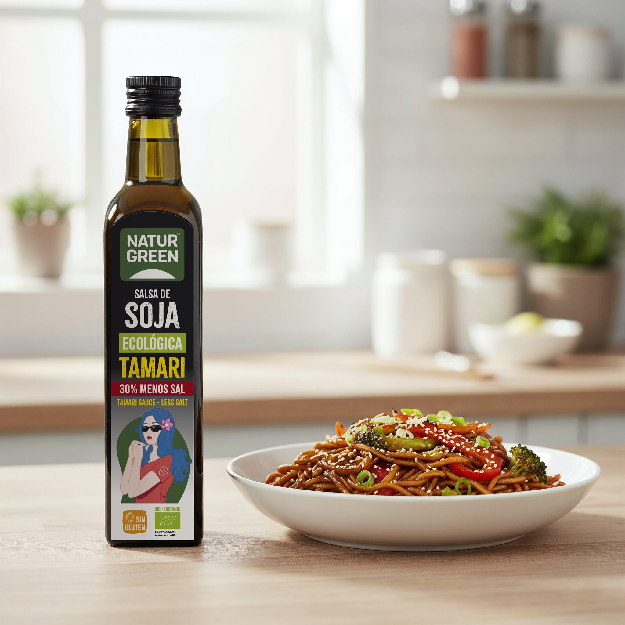 NaturGreen - Salsa De Soja Tamari Bio, Pack 6 x 500 ml, Contenido Reducido en Sal, Sabor Suave y Exotico, Ecológica, Vegano, Sin Lácteos, Ideal Para Cocina Asiática