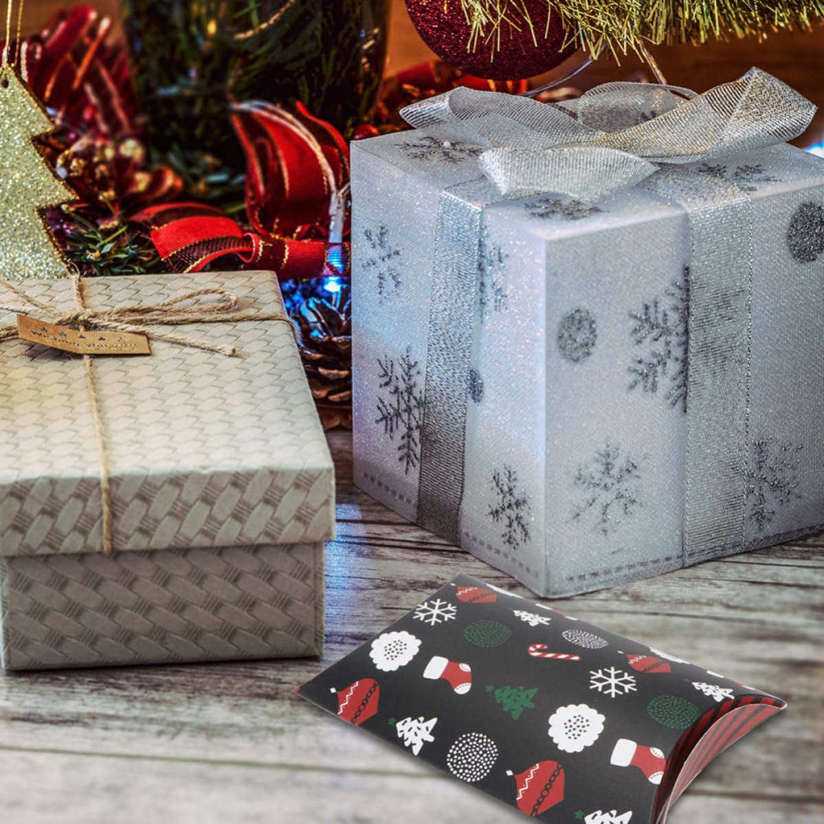 BESPORTBLE 100 Pezzi Scatola Regalo Natalizia in Carta per Dolci e Snack di