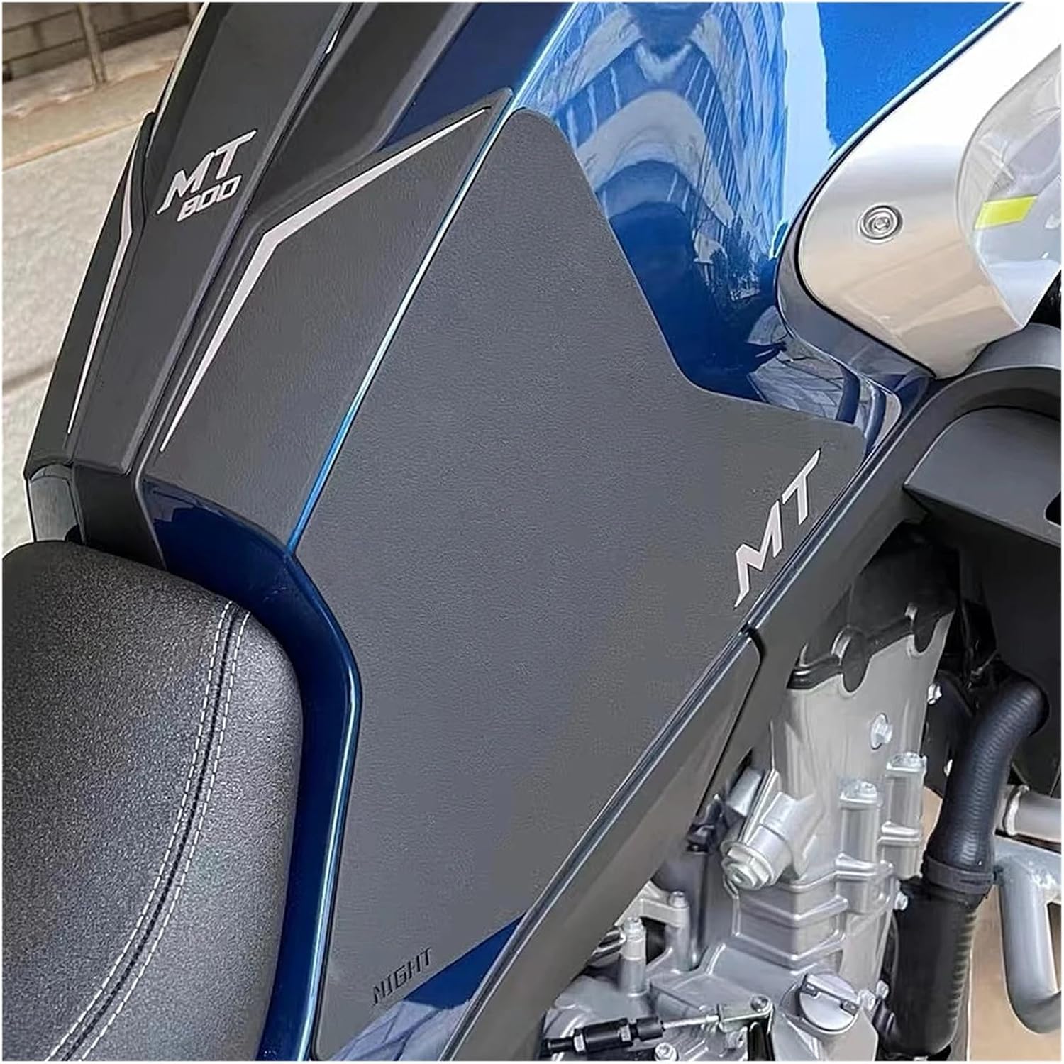 Motorcycle Tank Sticker Motorcycle Side Decal Gas Knee Grip Protector Anti-Slip Sticker Tank Traction Pad Anti-Scratch for CF&Moto 800MT CF800.