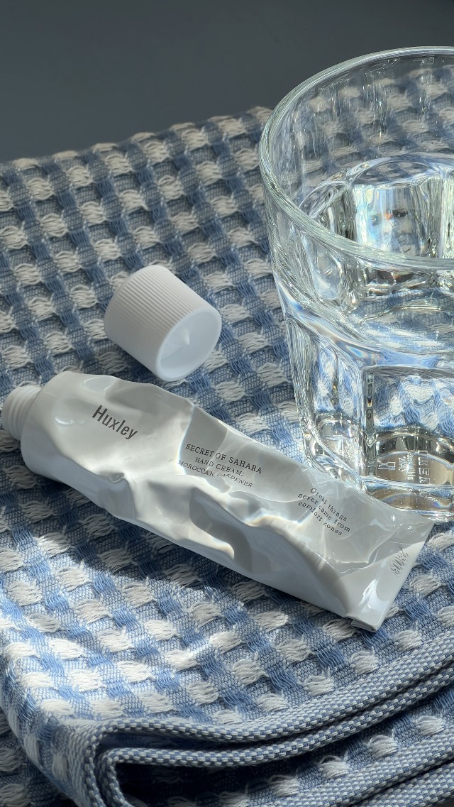 Amazon.co.jp: 【ハクスリー日本公式】ハンドクリーム ＜30mL＞ 日本語