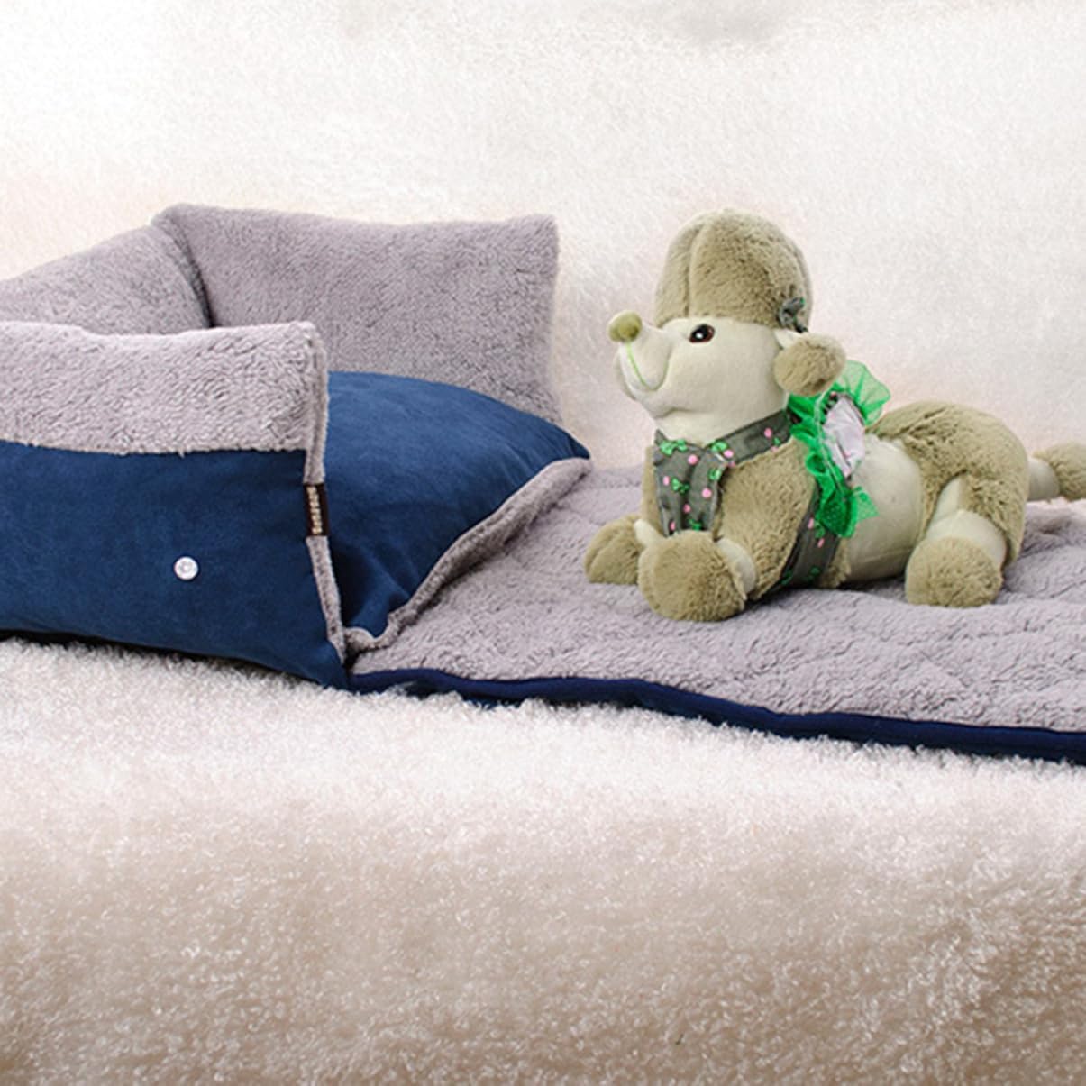 Dog Sofa Bed Clamshell Kennel for Small Medium Dogs Pet Bed Mat Washable Soft Material Warmth Non-Slip Multifunctional